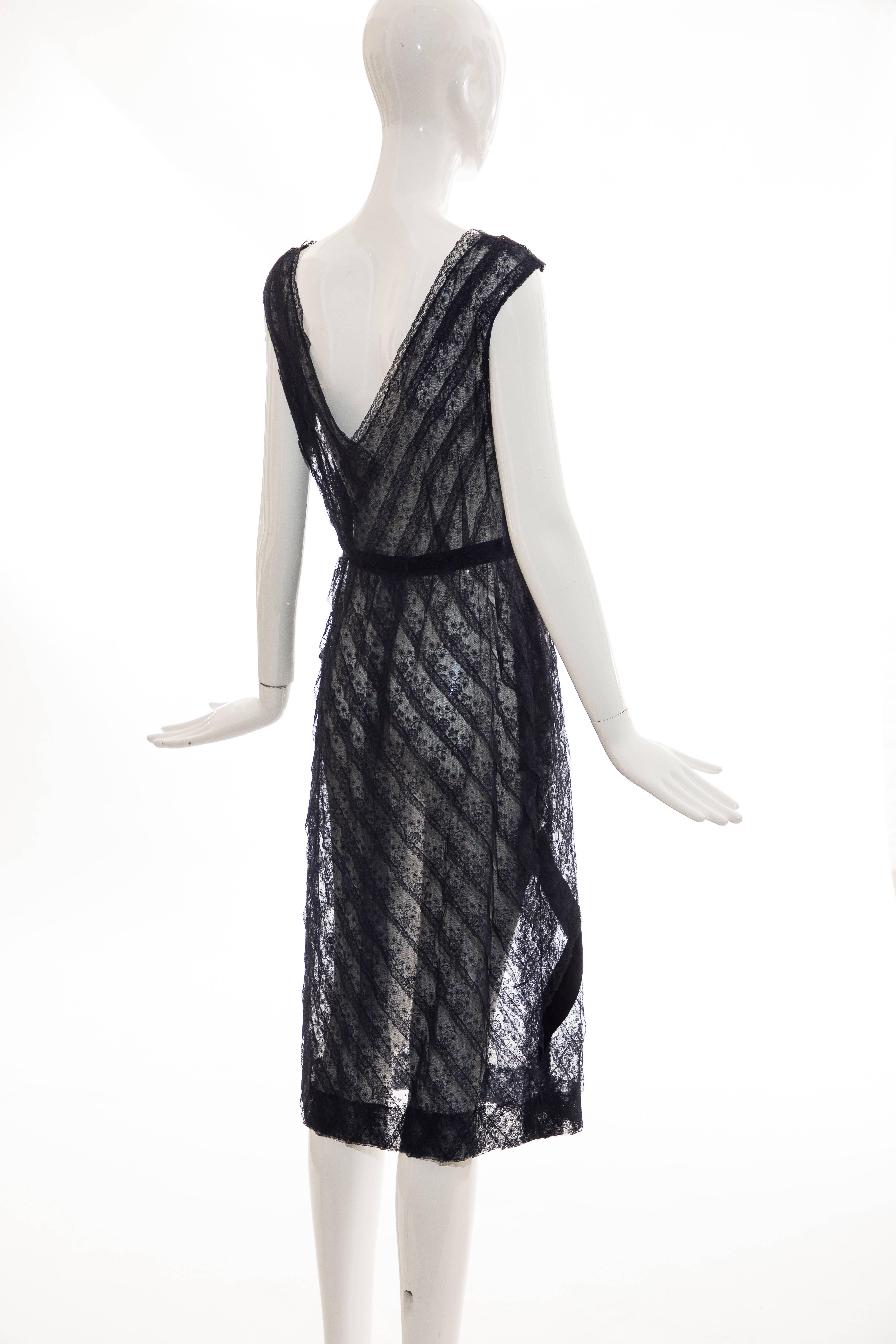 Black The Gidding Co. Cincinnati Navy Blue Lace & Silk Velvet Dress, Circa: 1950's  For Sale