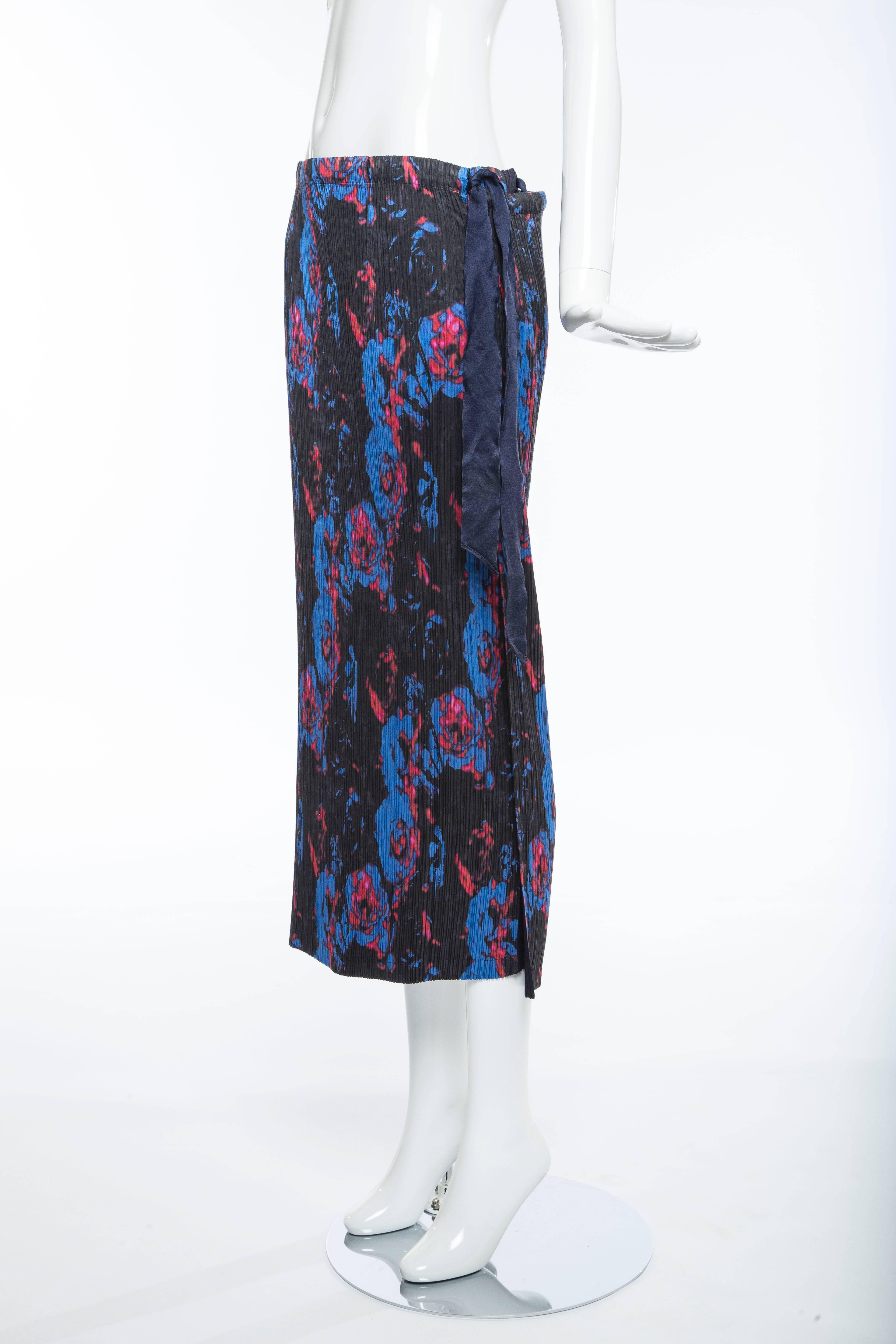 Purple Issey Miyake Navy Blue Printed Silk Pleated Skirt,  Spring 2007 For Sale