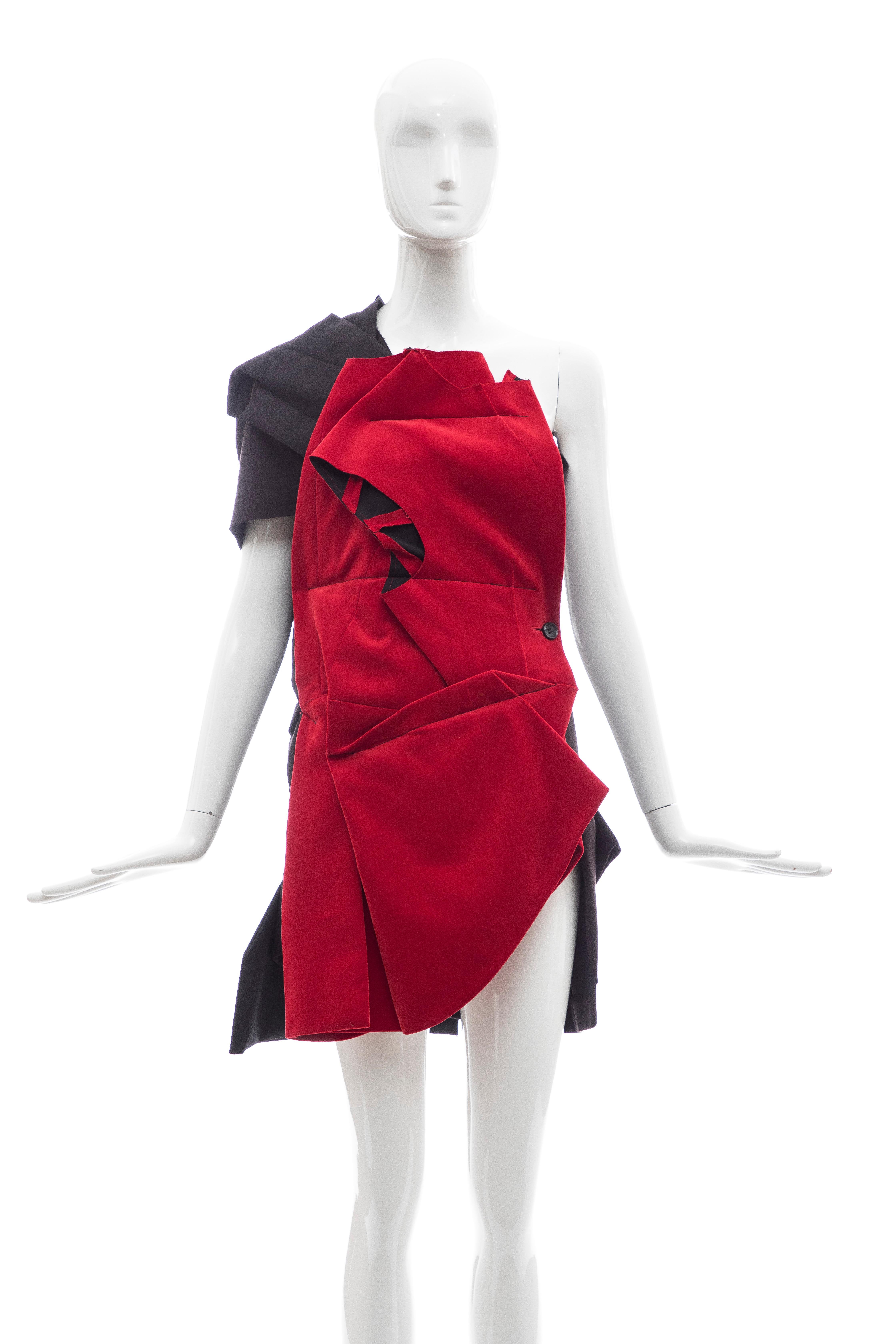 Comme Des Garcons, Spring 2013 Runway (Look 28) black cotton, linen, wool jacket with red velvet button front closure.

Japan: Medium

Bust: 32, Waist: 34, Hips: 46, Length: 33