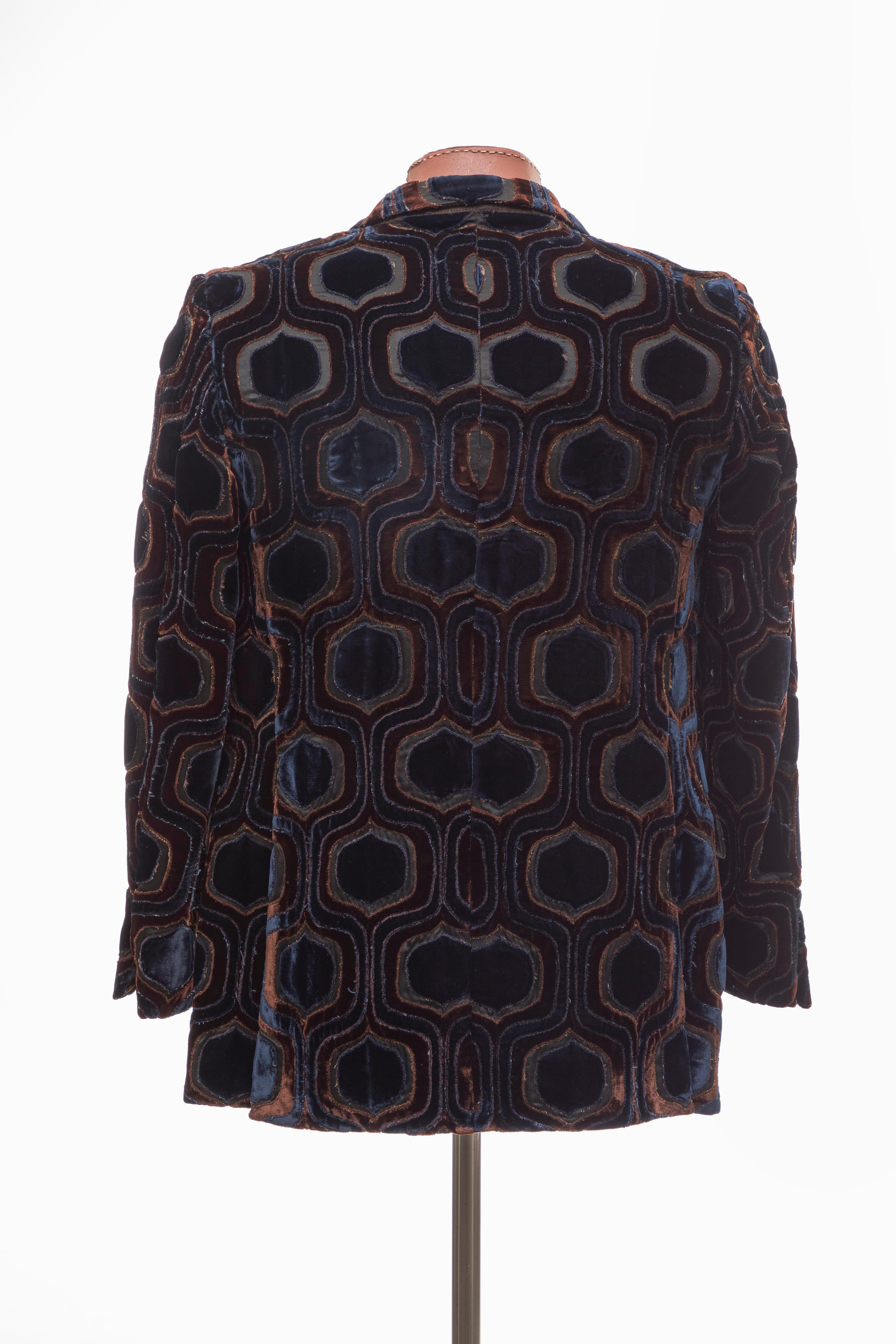Gucci Tom Ford Runway Men's Navy Blue Geometric Velvet Evening Jacket, Fall 2000 2