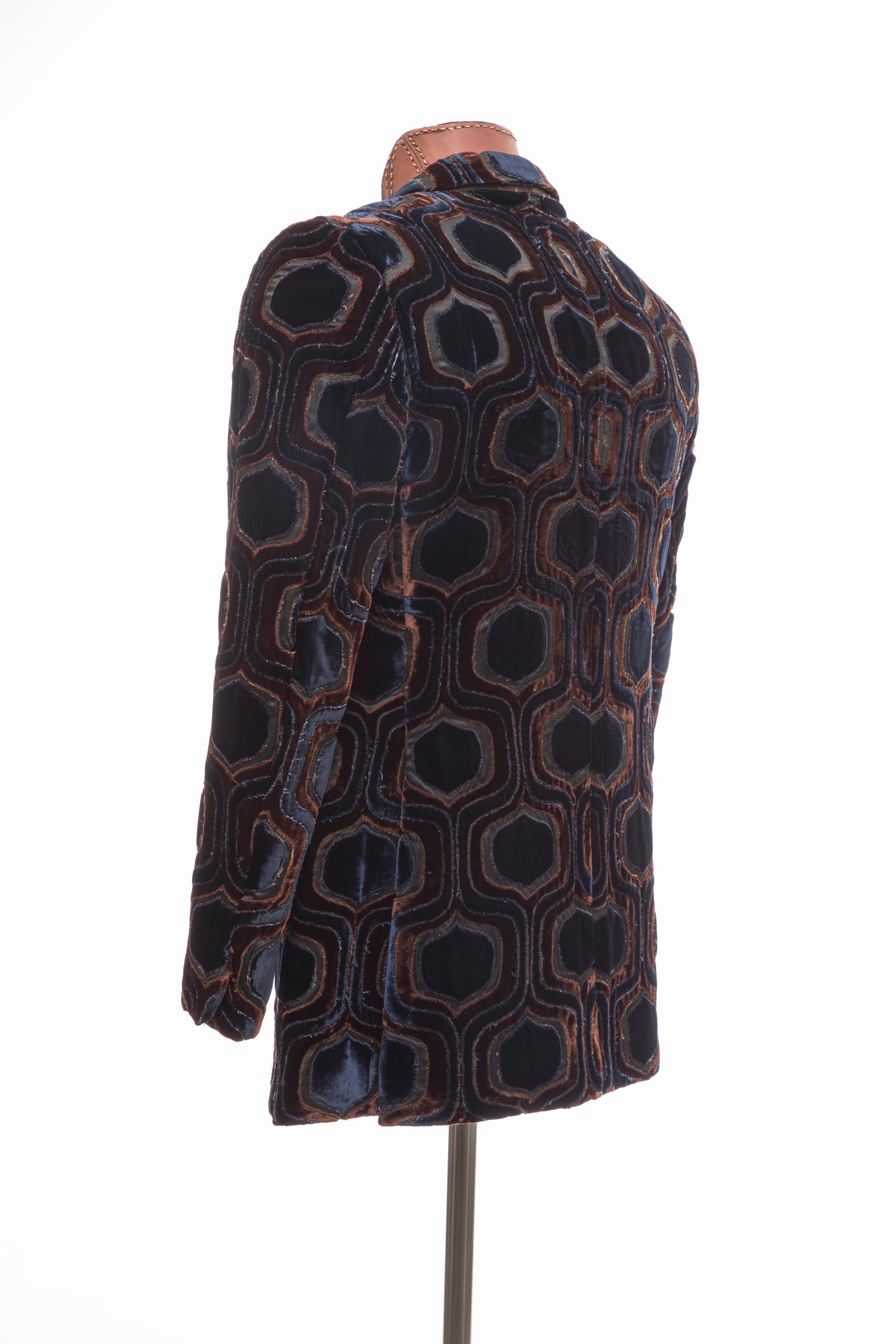 Gucci Tom Ford Runway Men's Navy Blue Geometric Velvet Evening Jacket, Fall 2000 3
