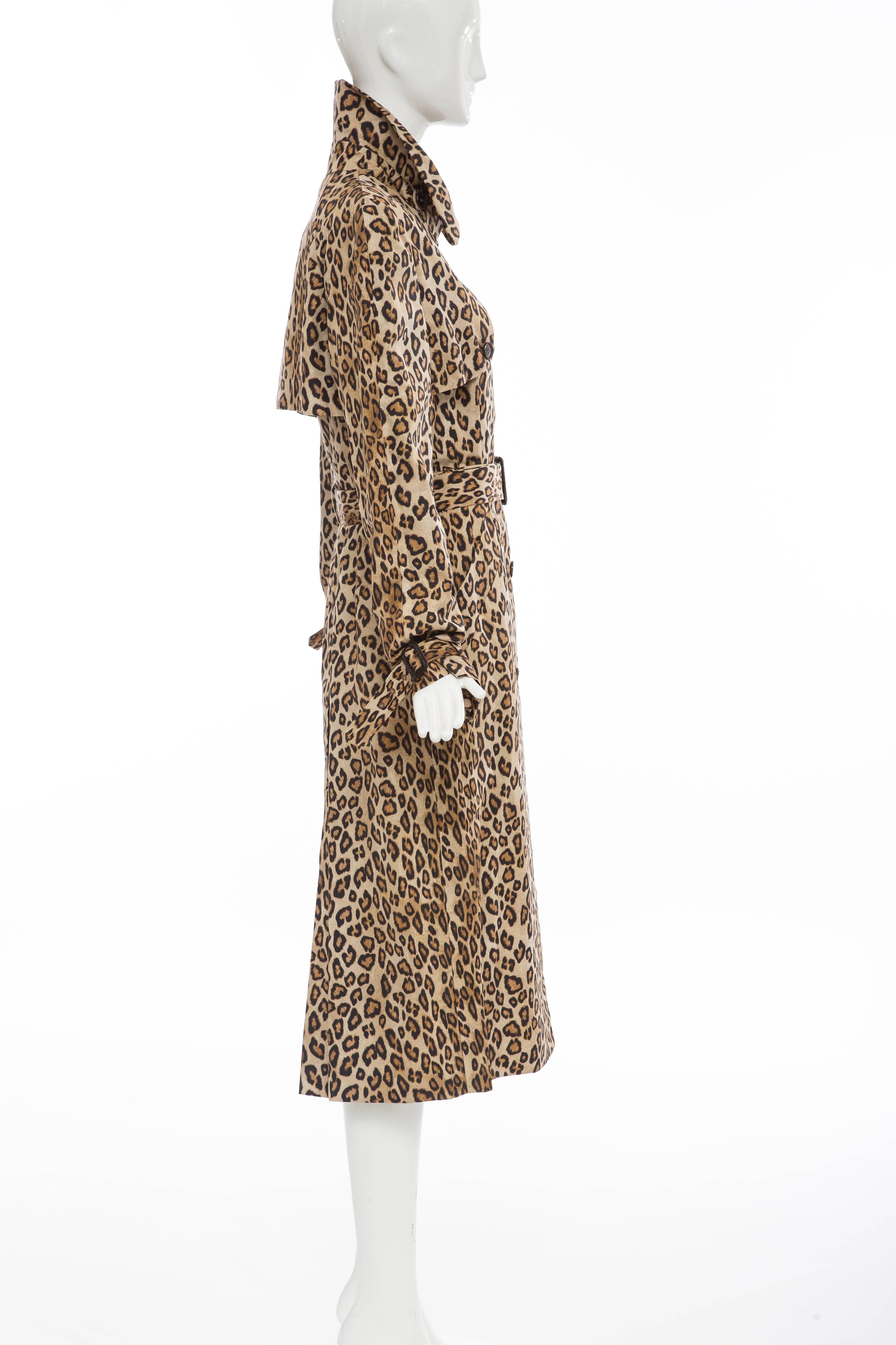Alexander McQueen Silk Leopard Print Trench Coat, Autumn-Winter 2005 In New Condition In Cincinnati, OH