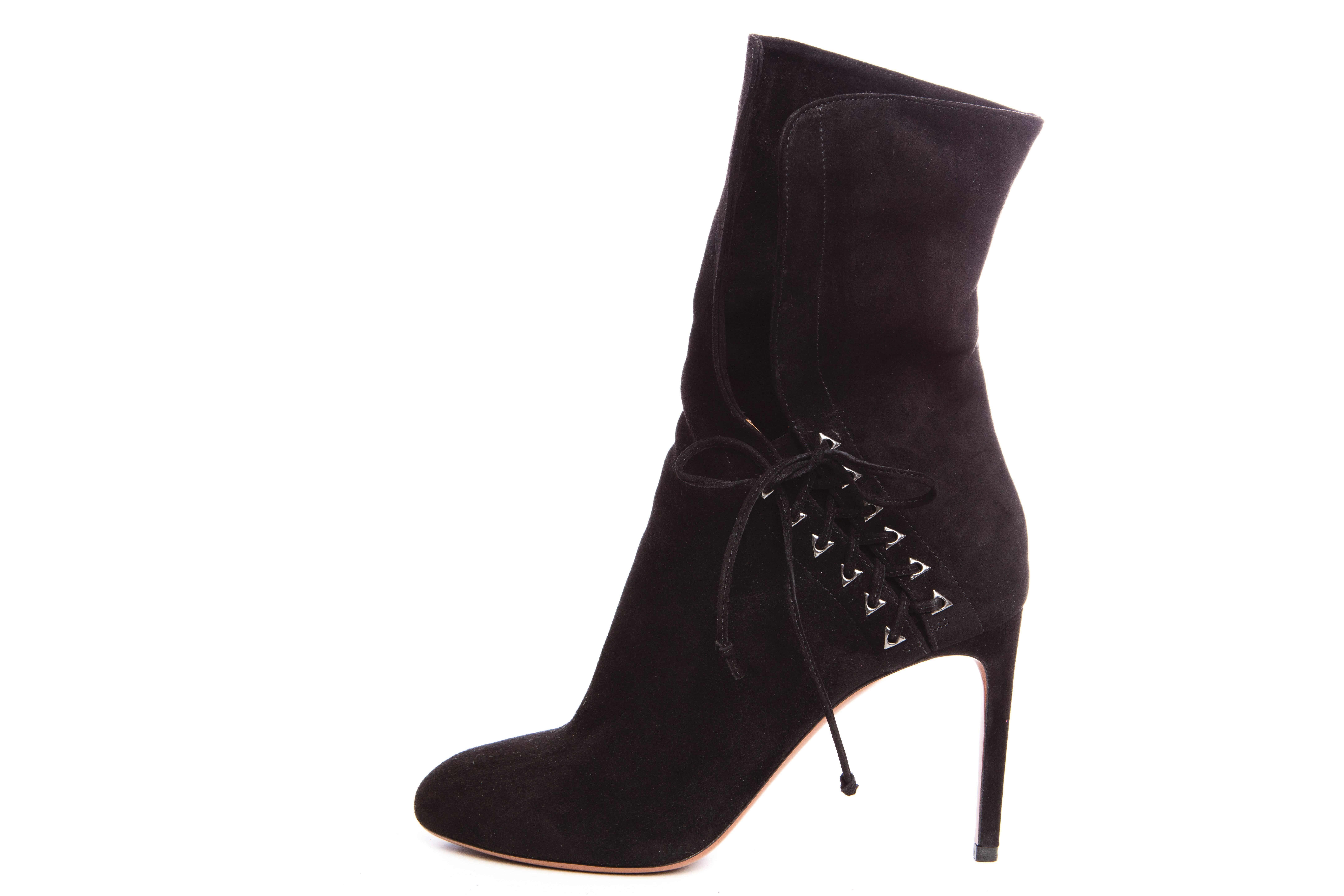 Azzedine Alaia,  black suede boots with side lace up.

EU. 39.5
US. 9.5