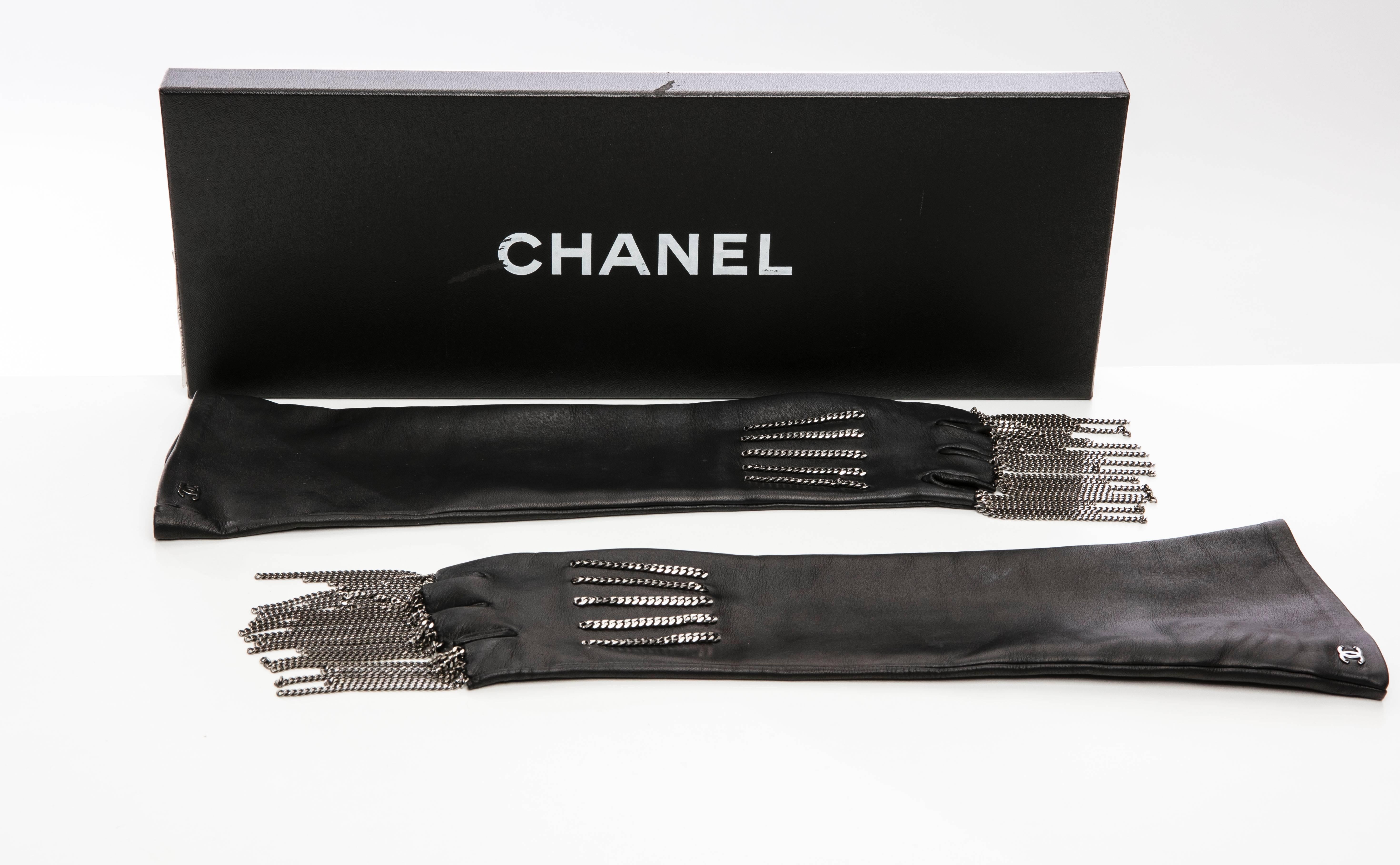 chanel fingerless gloves