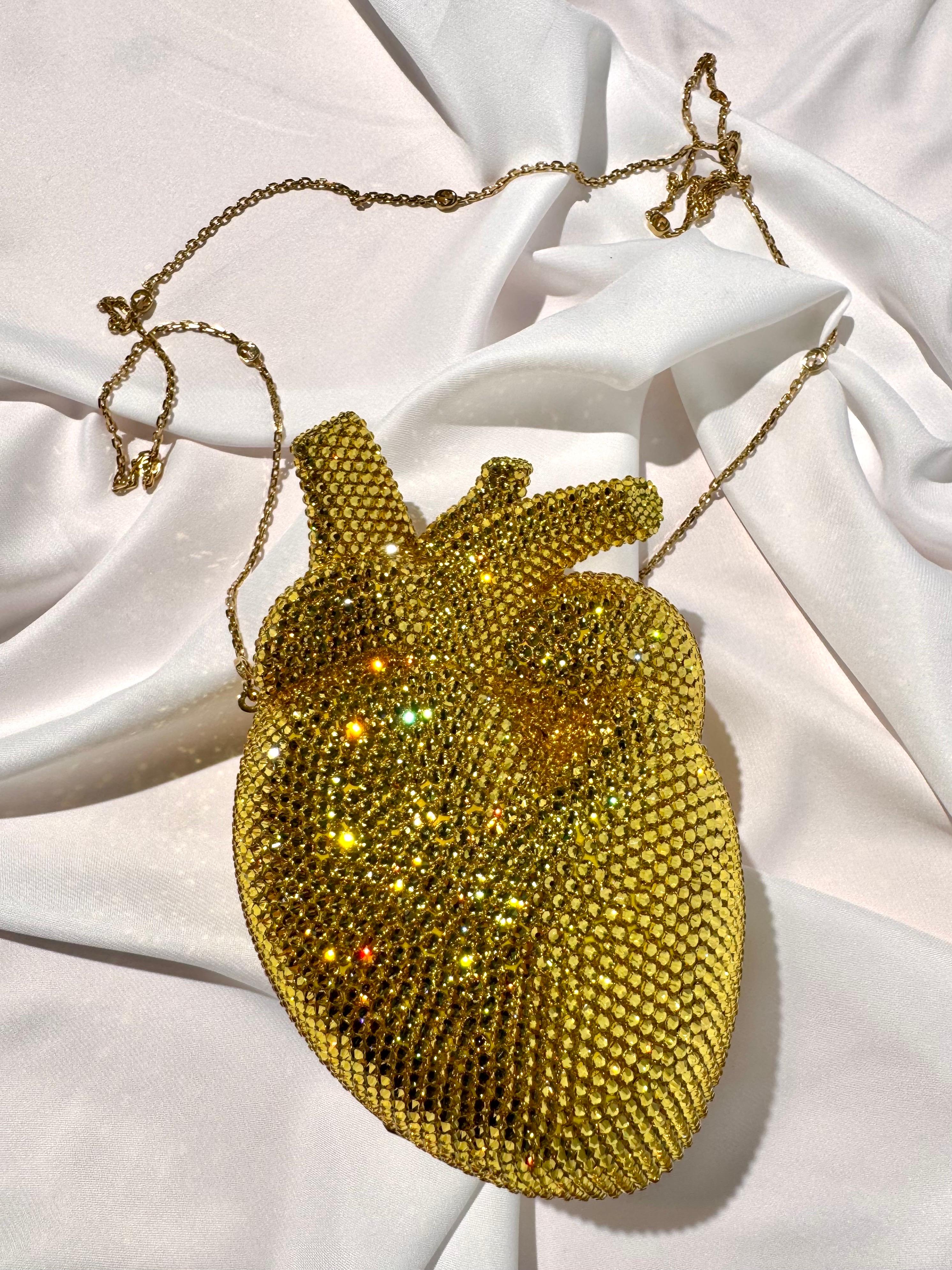 Gucci Broadway Heart Crystal-Embellished Clutch Bag For Sale 8