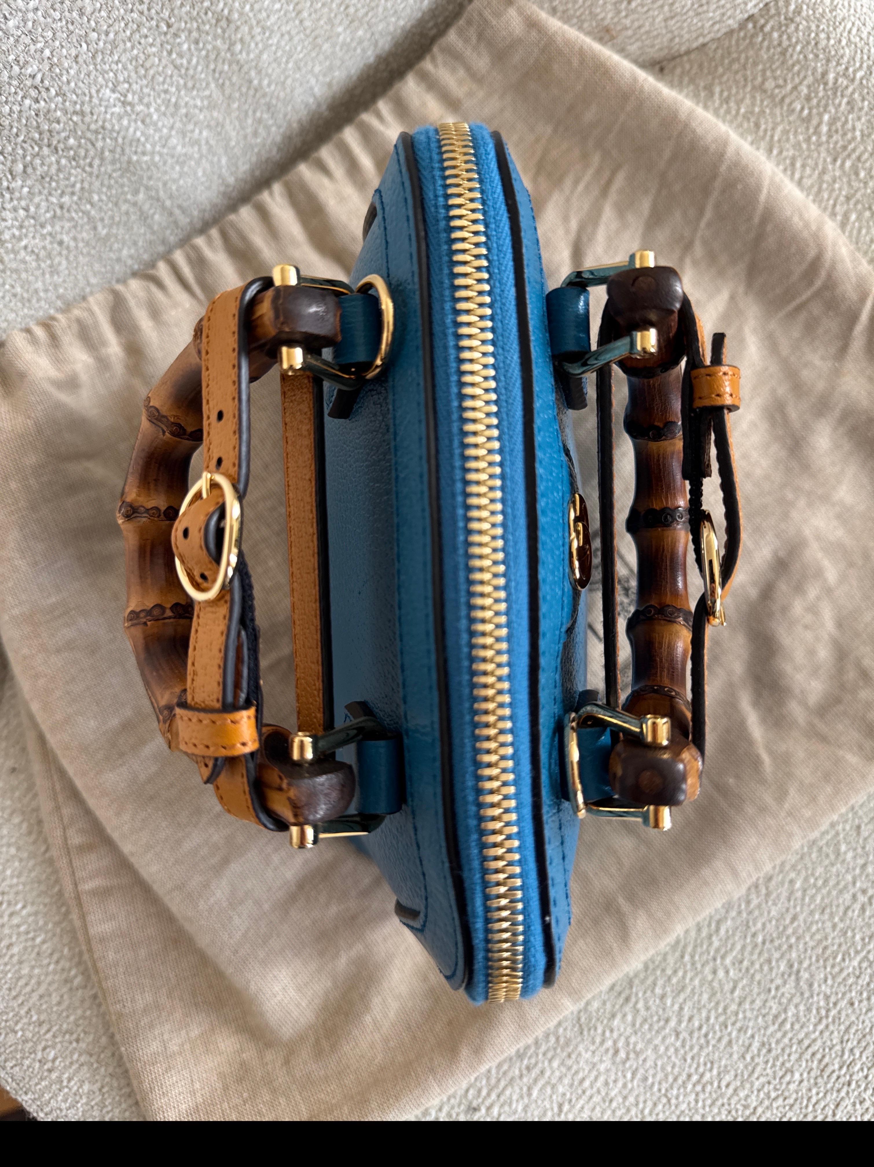 Gucci Diana Mini Blue Leather Tote Bag For Sale 7