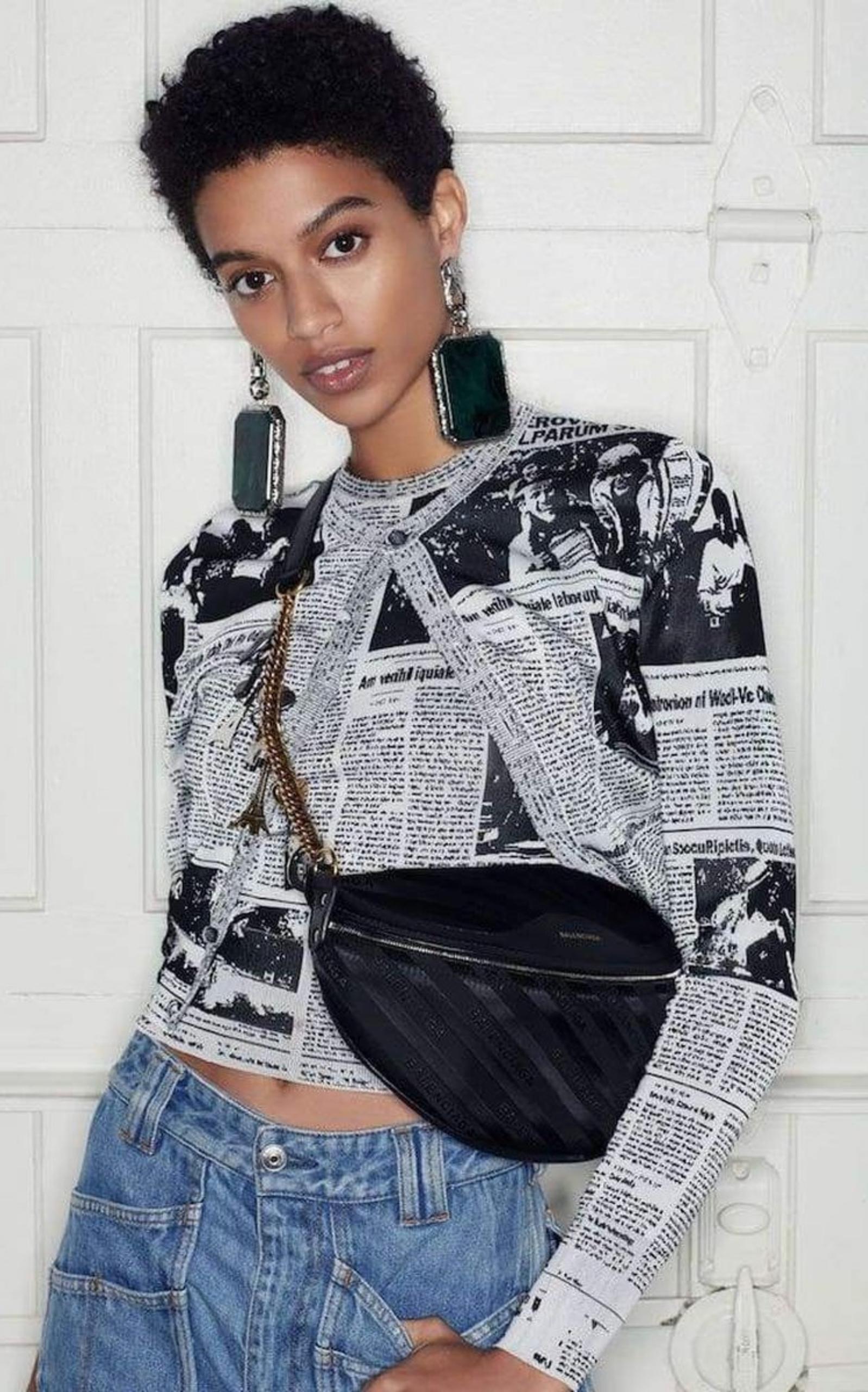 Noir NEW Balenciaga Sac ceinture Souvenir en cuir noir en vente