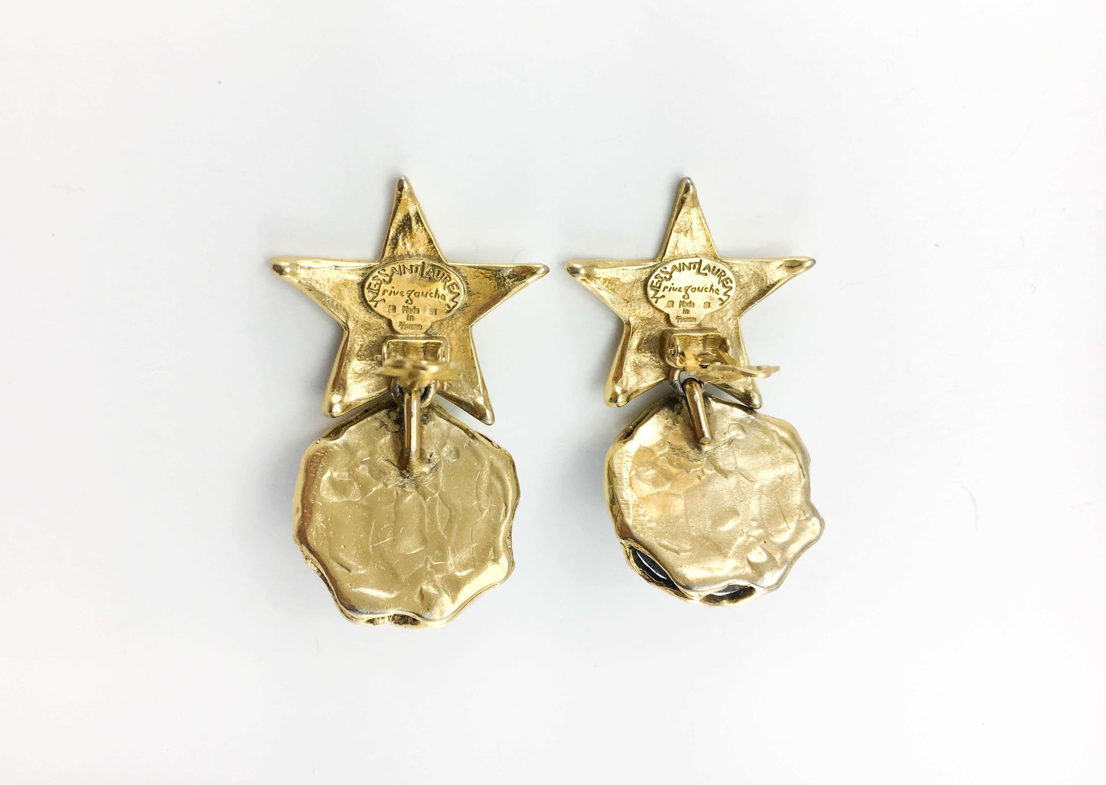 1980's Yves Saint Laurent Blue Resin and Gold-Plated Star Earrings For Sale 5