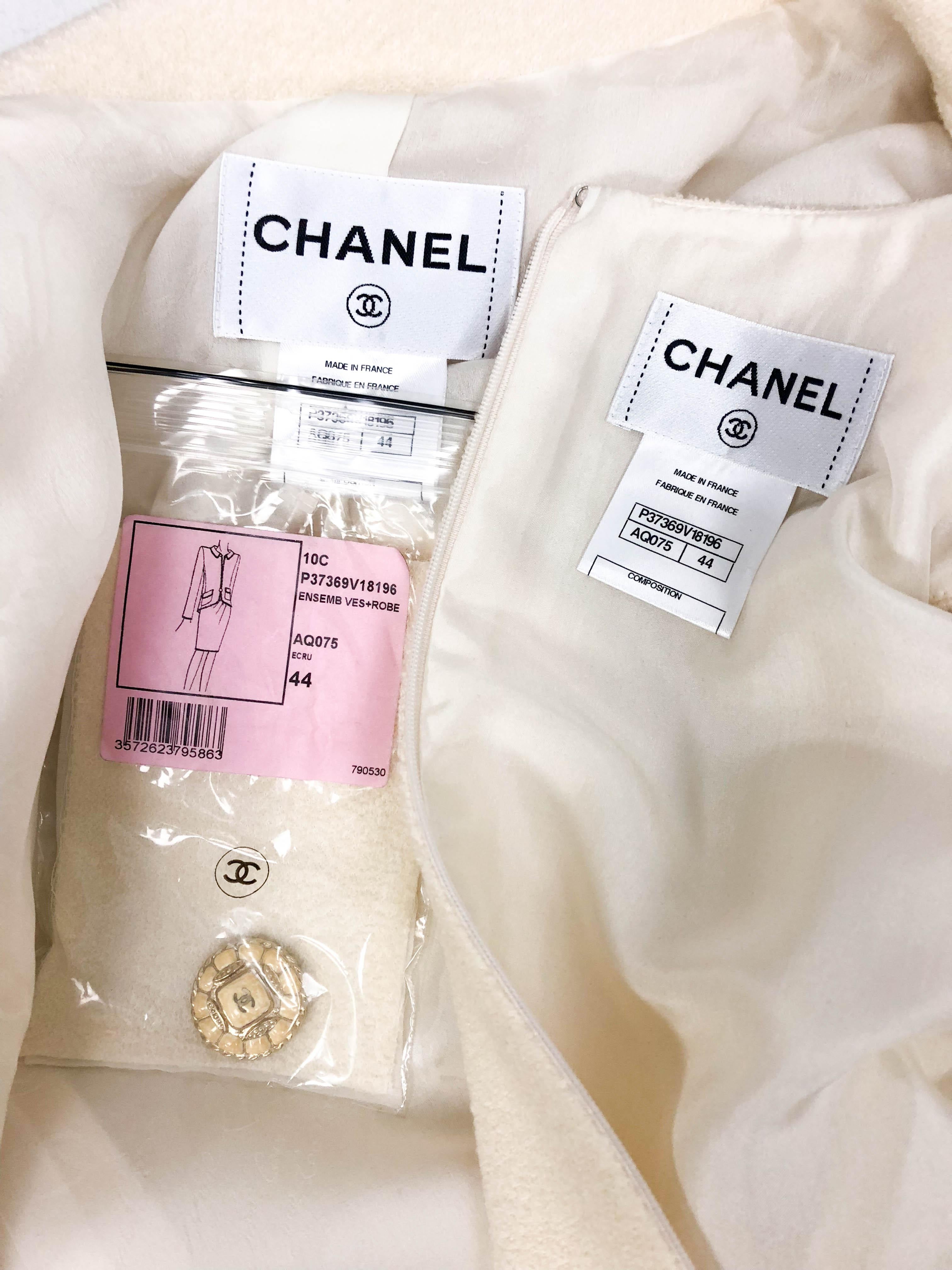 2010 Unworn Chanel Runway Cream Jacket and Dress Ensemble With Gold Thread Trim 11