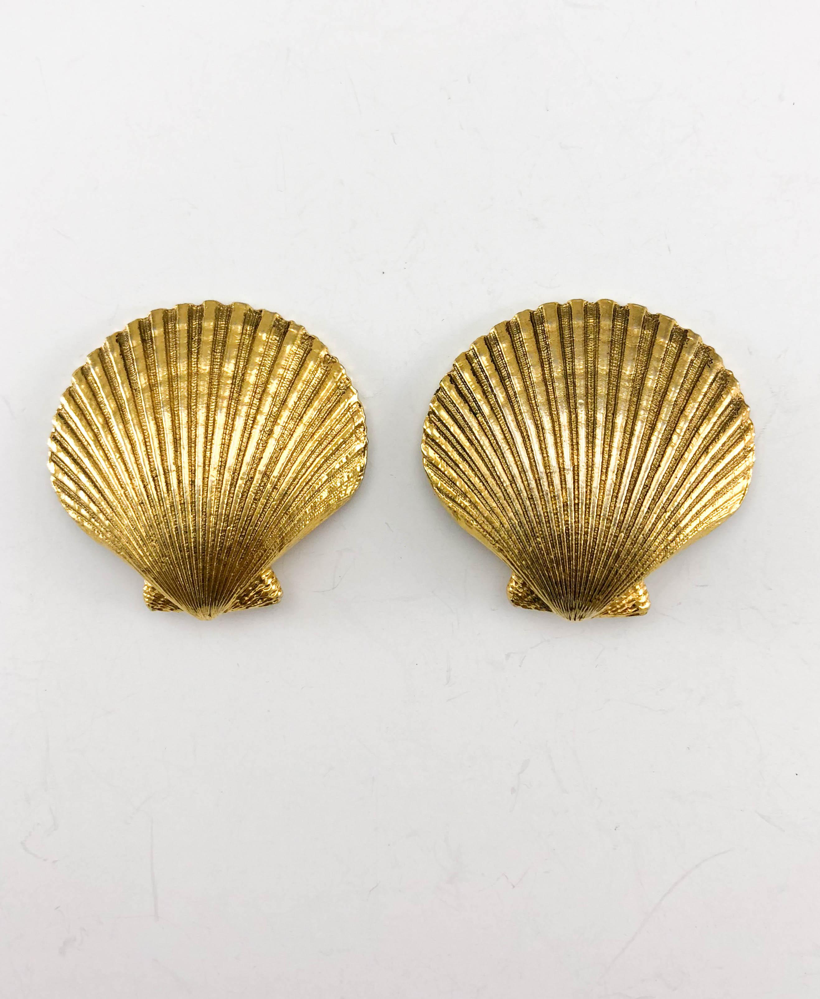 1980's Yves Saint Laurent Gilt Seashell Earrings In Excellent Condition For Sale In London, Chelsea