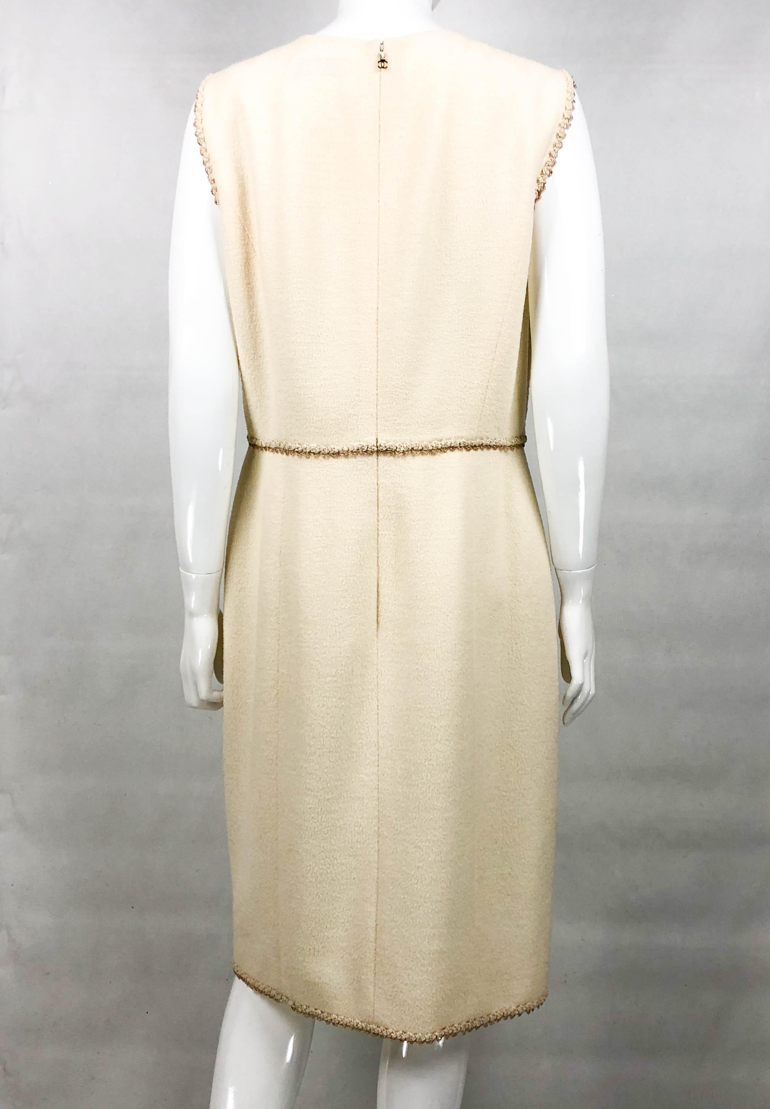 2010 Unworn Chanel Runway Look Cream Dress With Gold Thread Trim For Sale 4