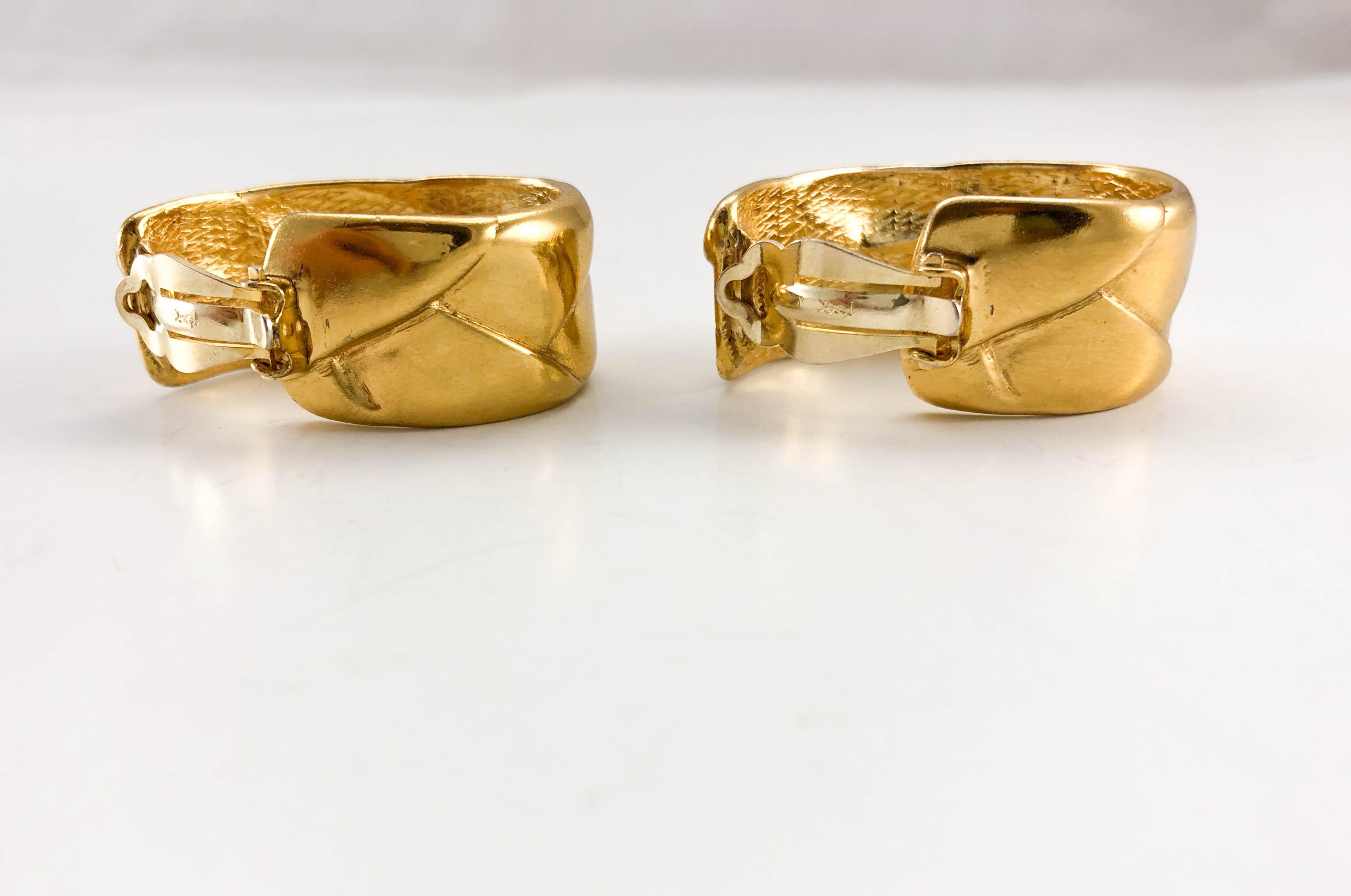 1980's Yves Saint Laurent Gold-Plated Quilted Hoop Earrings For Sale 4