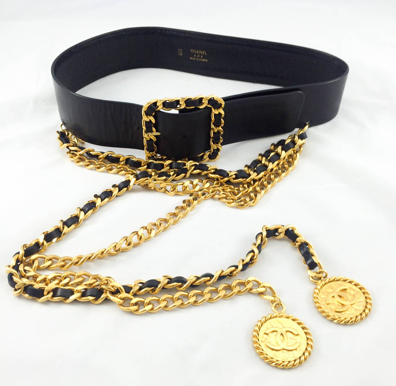 Chanel 1992 Runway Black Leather and Gold Tone Metal Belt