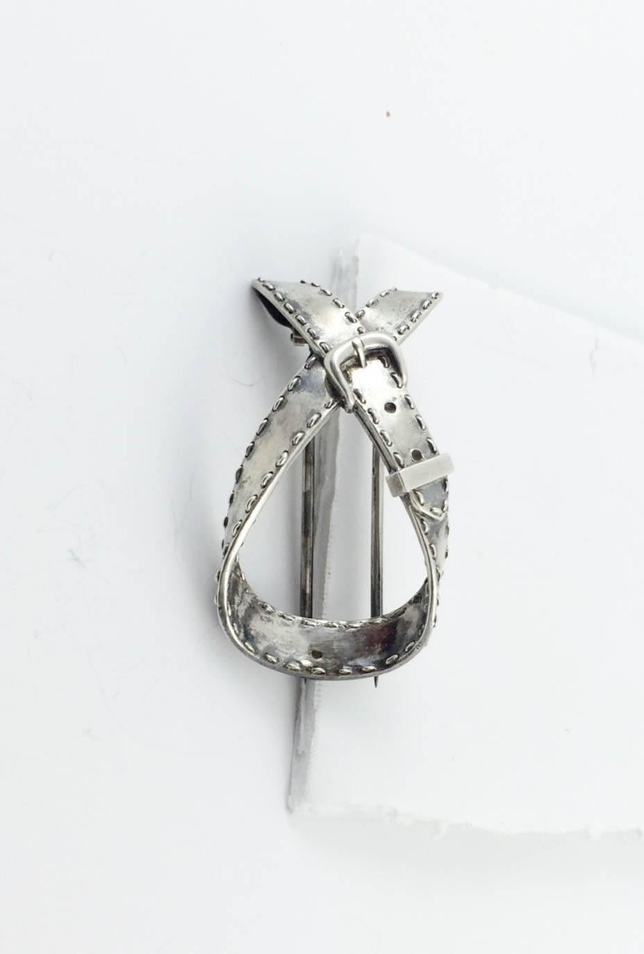 Hermes Silver 'Buckle' Brooch - circa 1950s In Good Condition In London, Chelsea