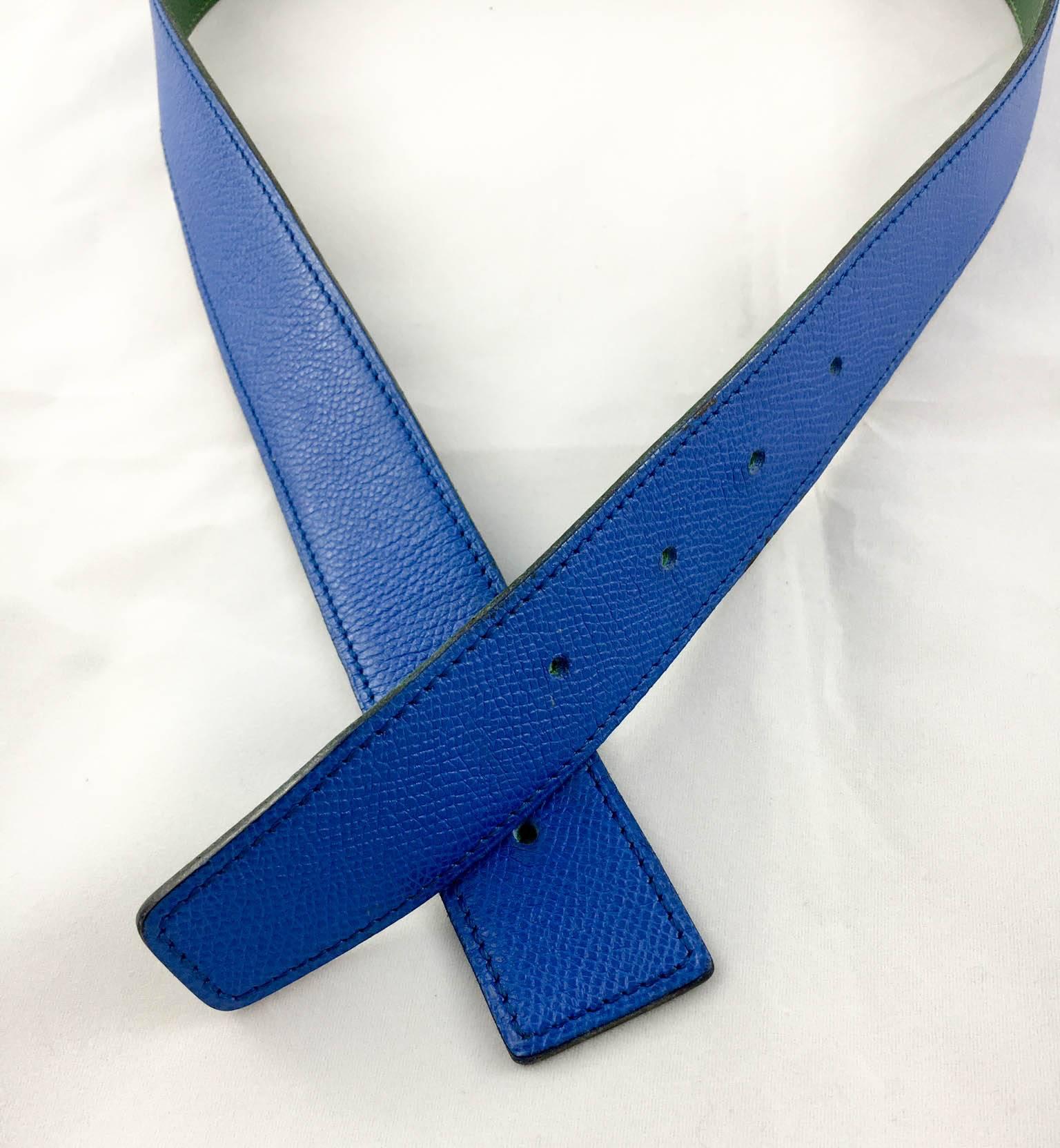 Gorgeous Hermes Reversible Constance Belt Set. This is an accessory that will elevate any outfit. The set comes with gold Constance buckle and a reversible belt strap blue on one side and green on the other in epsom leather in the original Hermes