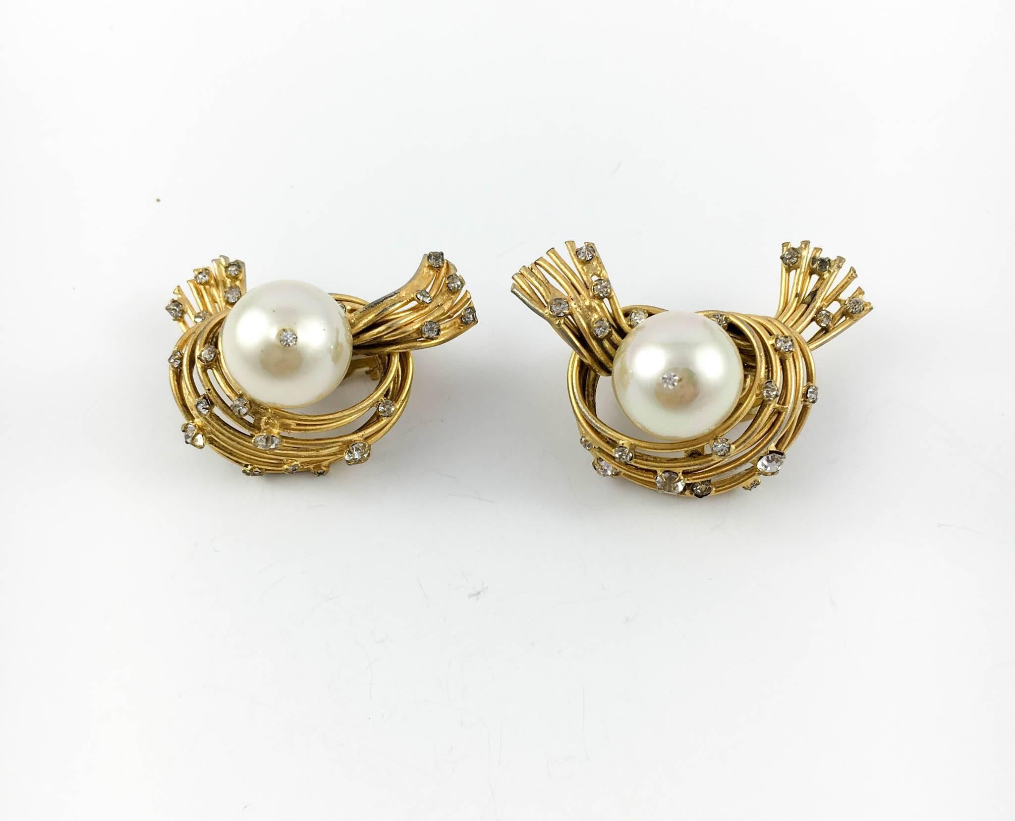Rare Vintage Chanel Clip-on Earrings. These gorgeous earrings are a classic example of the post-war Chanel costume jewellery line and reflect the new role of women in society (being up and about and still able to wear beautiful versatile jewellery).