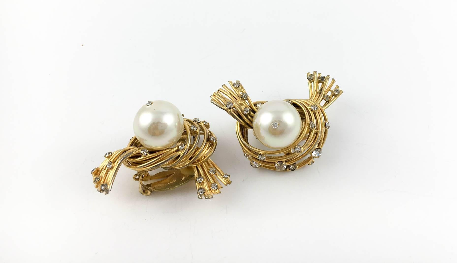 Chanel Glass Pearl Birds Nest Clip-on Earrings, by Robert Goossens - 1950s 2