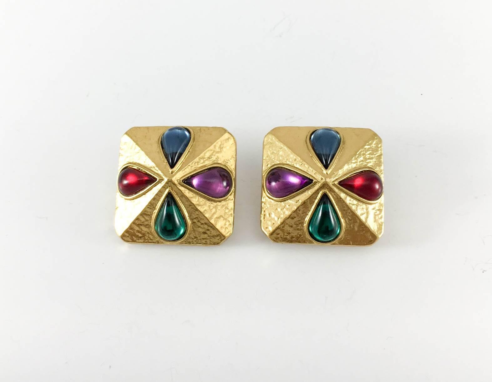 Yves Saint Laurent Gripoix Gold-Plated Earrings, by Robert Goossens - 1980s In Excellent Condition For Sale In London, Chelsea