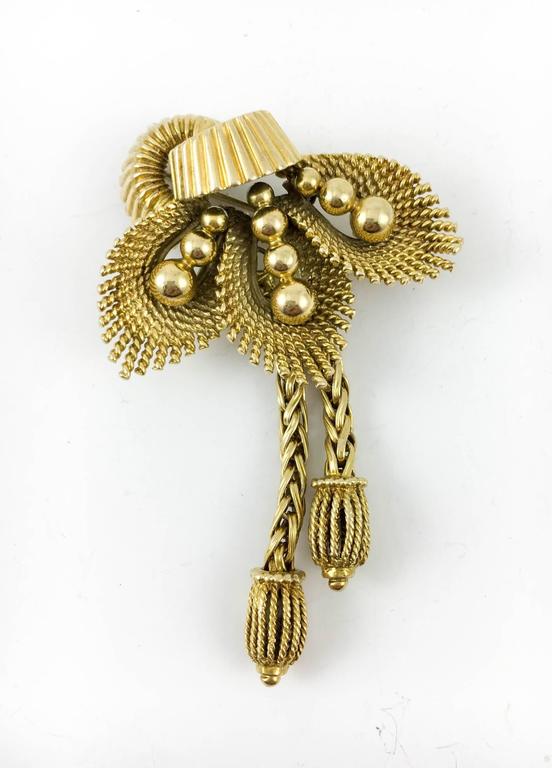 Vintage Gold Brooch 1940s at 1stDibs