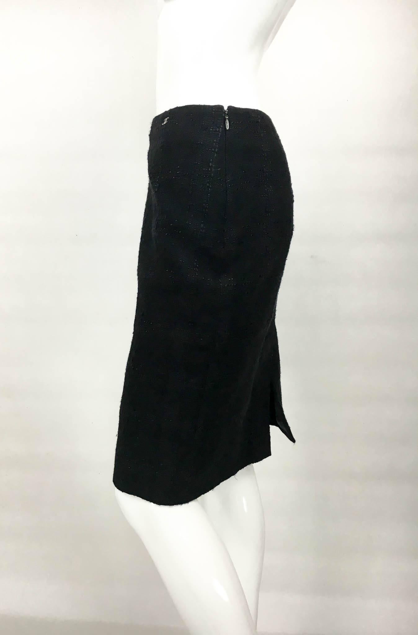 Women's Chanel Black Boucle Skirt