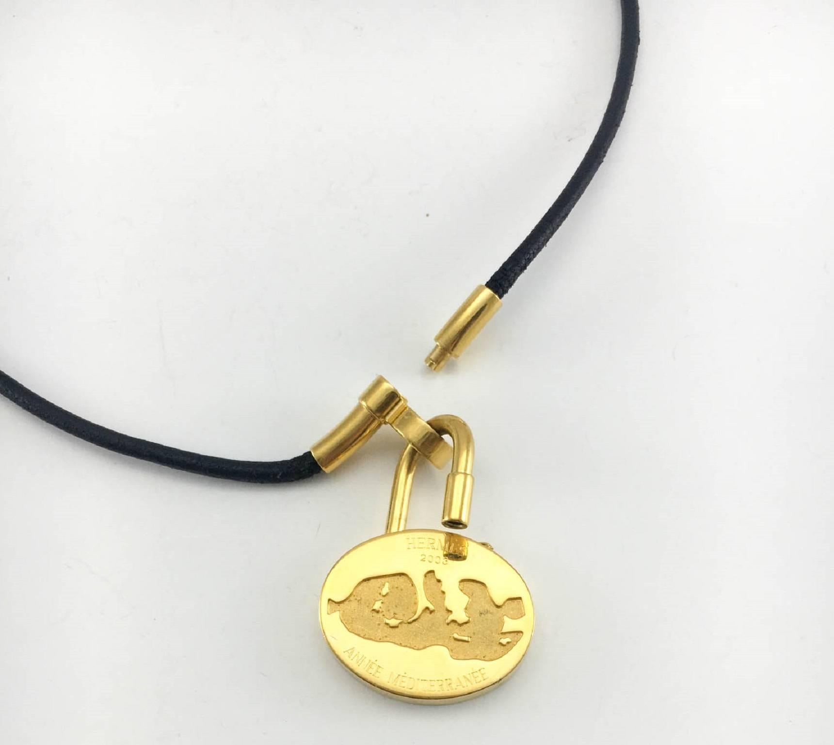 Hermes Gold-Plated Lock Pendant Necklace - 2003 2