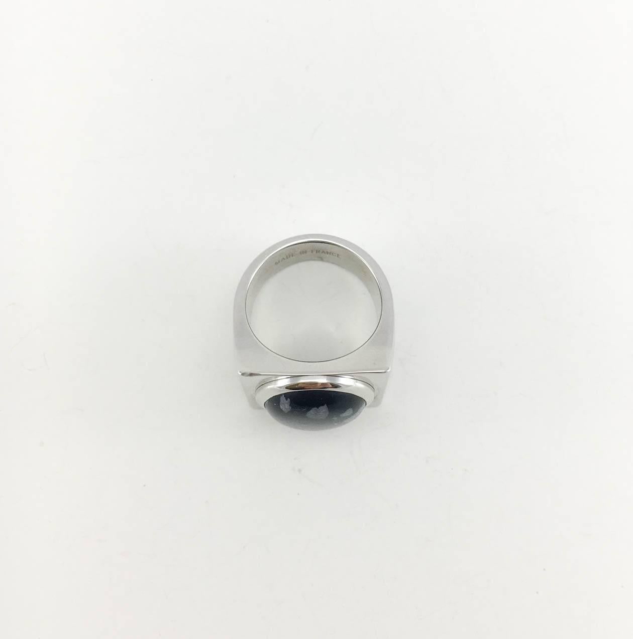 Louis Vuitton Snowflake Collection Silver and Obsidian Men's Ring In Excellent Condition In London, Chelsea