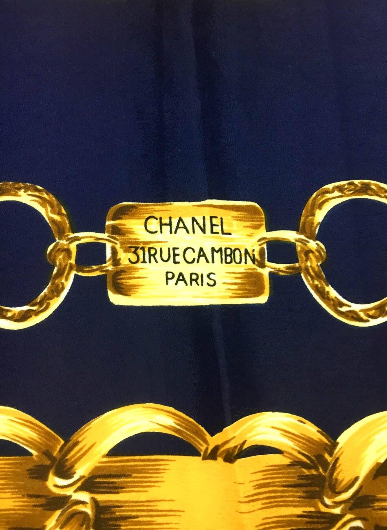 Women's Chanel 'Chains' Navy Blue and Golden Scarf - 1990s