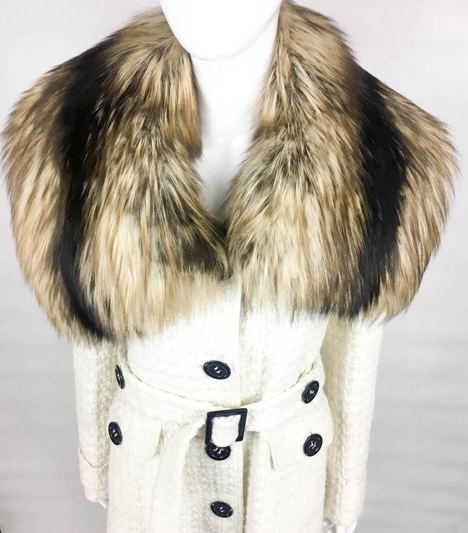 Dolce and Gabbana OffWhite Coat With Fox Fur Collar at 1stDibs white