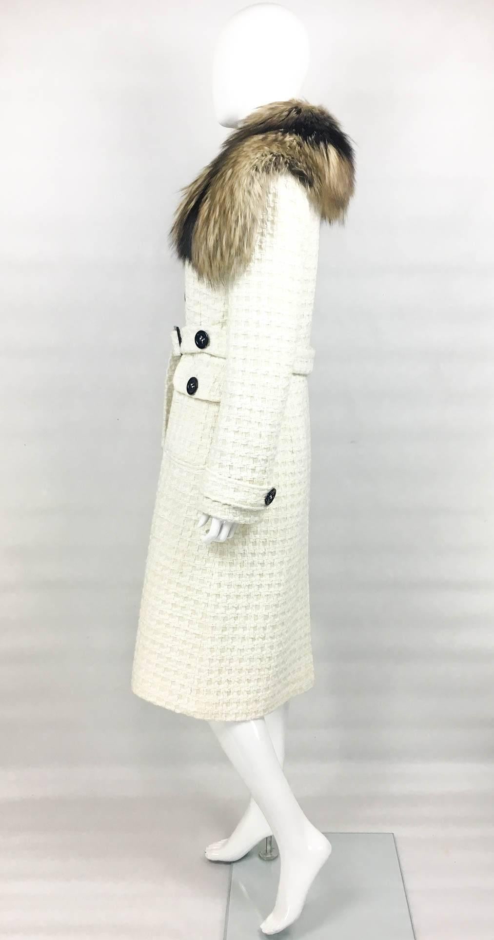 Dolce & Gabbana Off-White Coat With Fox Fur Collar  1