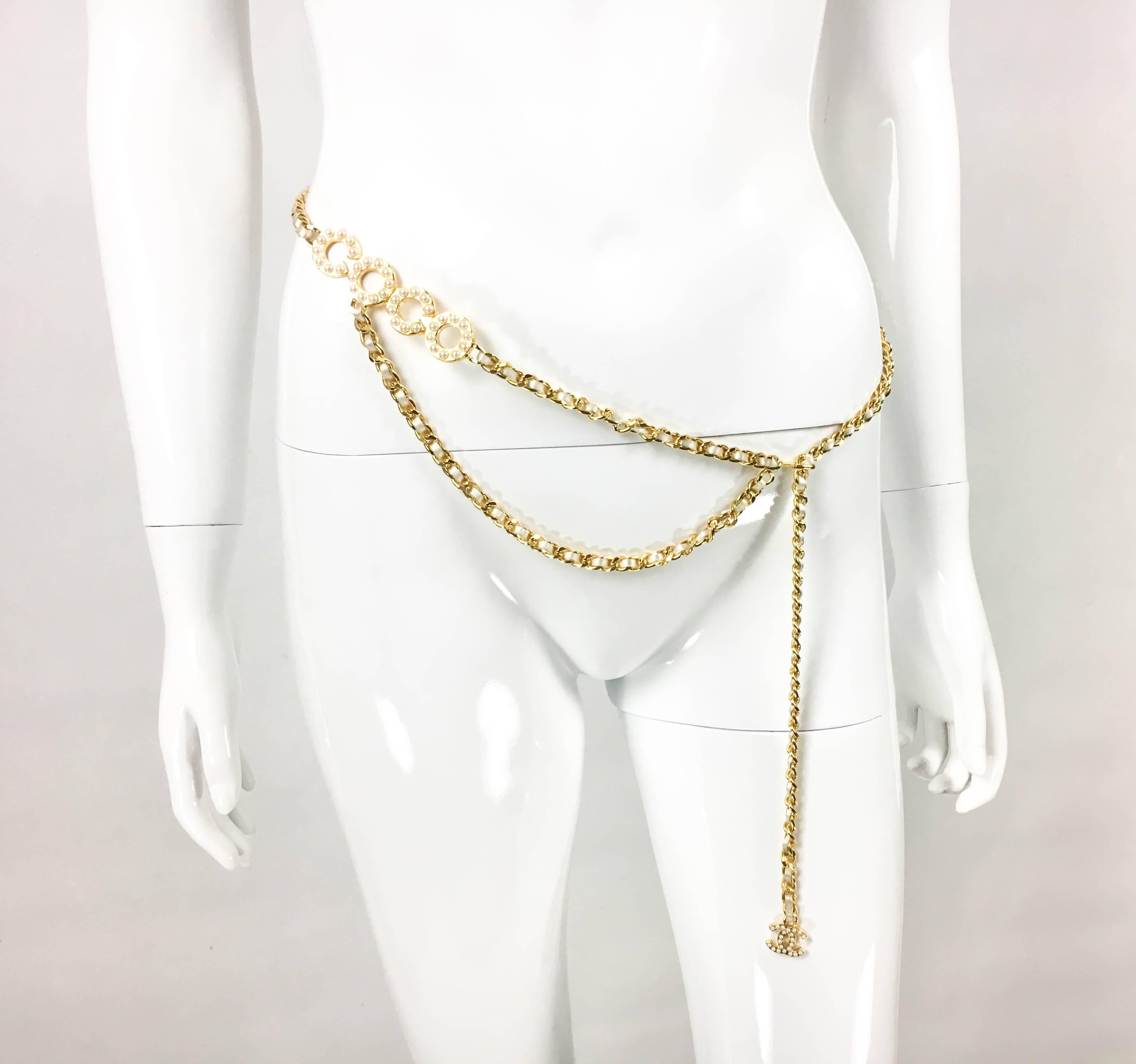 Chanel Gold-Tone Woven Chain and Faux Pearl 'Coco' Belt / Necklace - 2001 In Excellent Condition In London, Chelsea