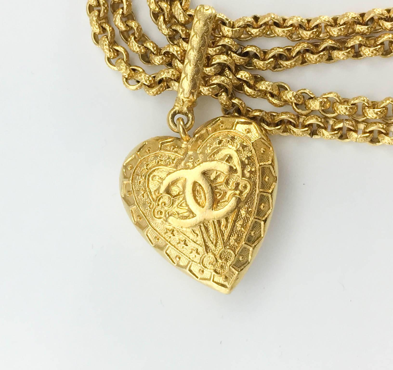 Chanel Gold-Tone Baroque-Esque Heart Necklace / Belt - 1996 In Excellent Condition In London, Chelsea