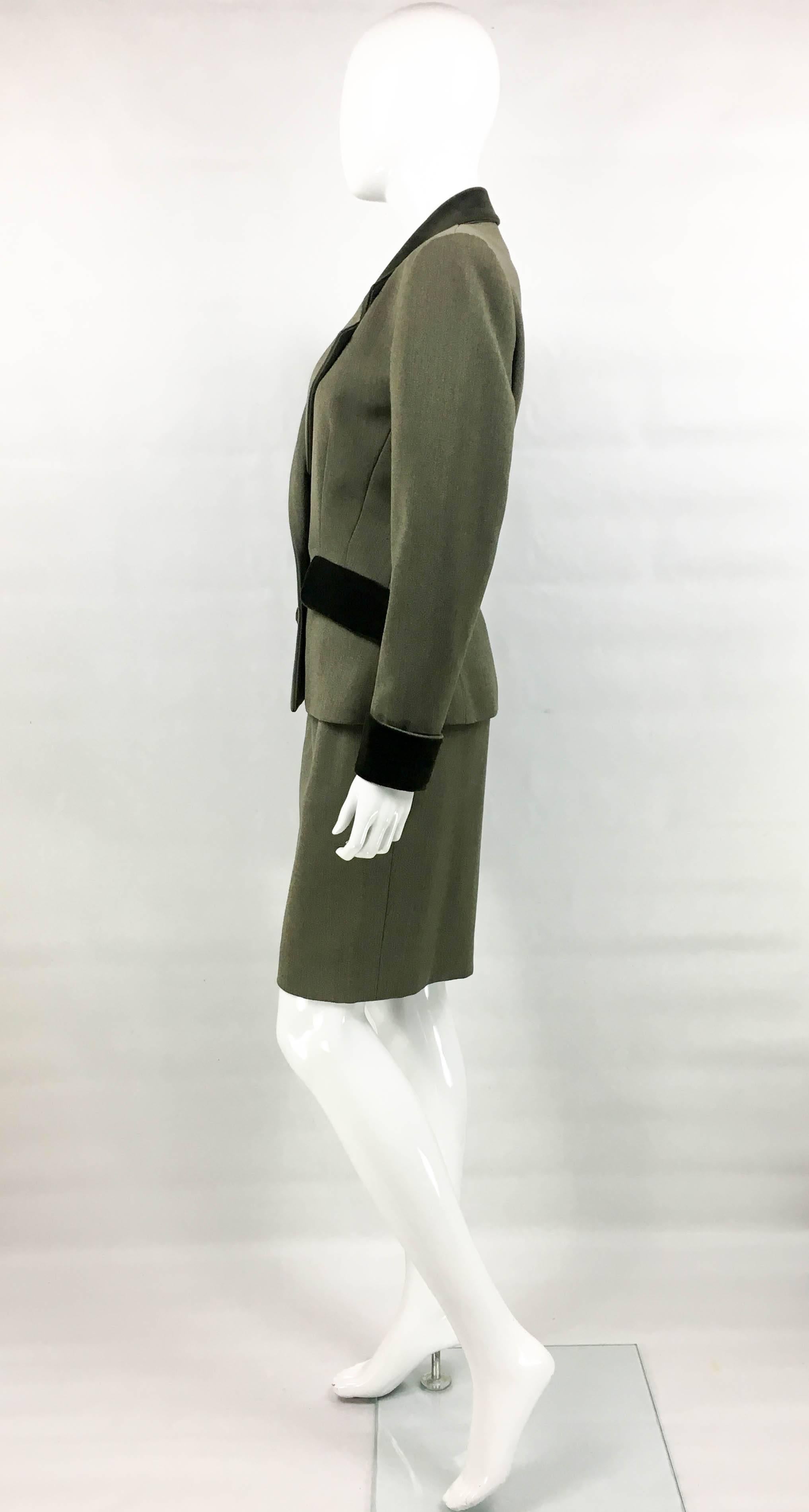 1980s Hermes Double-Breasted Wool Skirt Suit In Excellent Condition In London, Chelsea