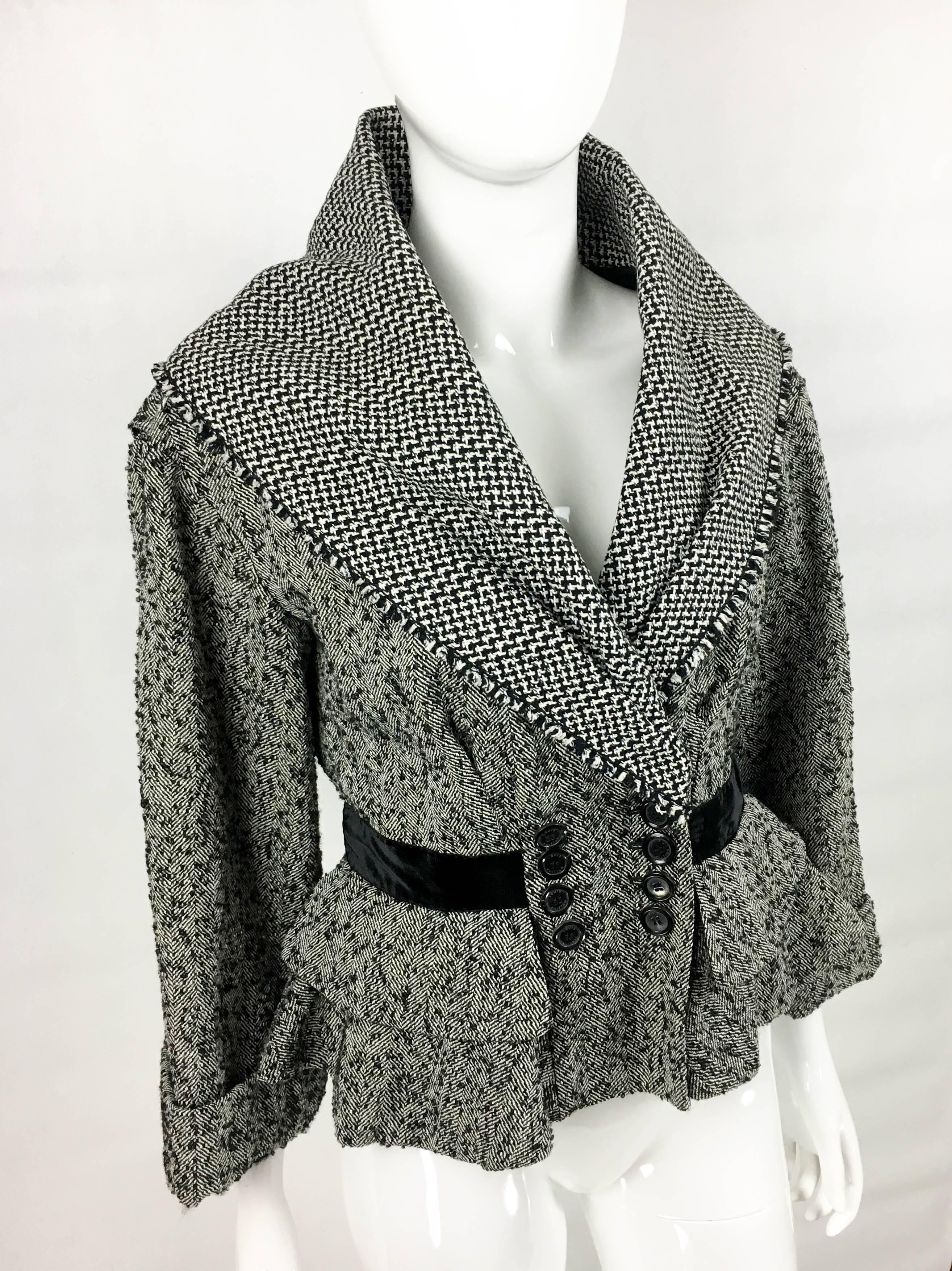 Louis Vuitton Black and White Tweed Jacket With Dramatic Collar - 21st Century 1