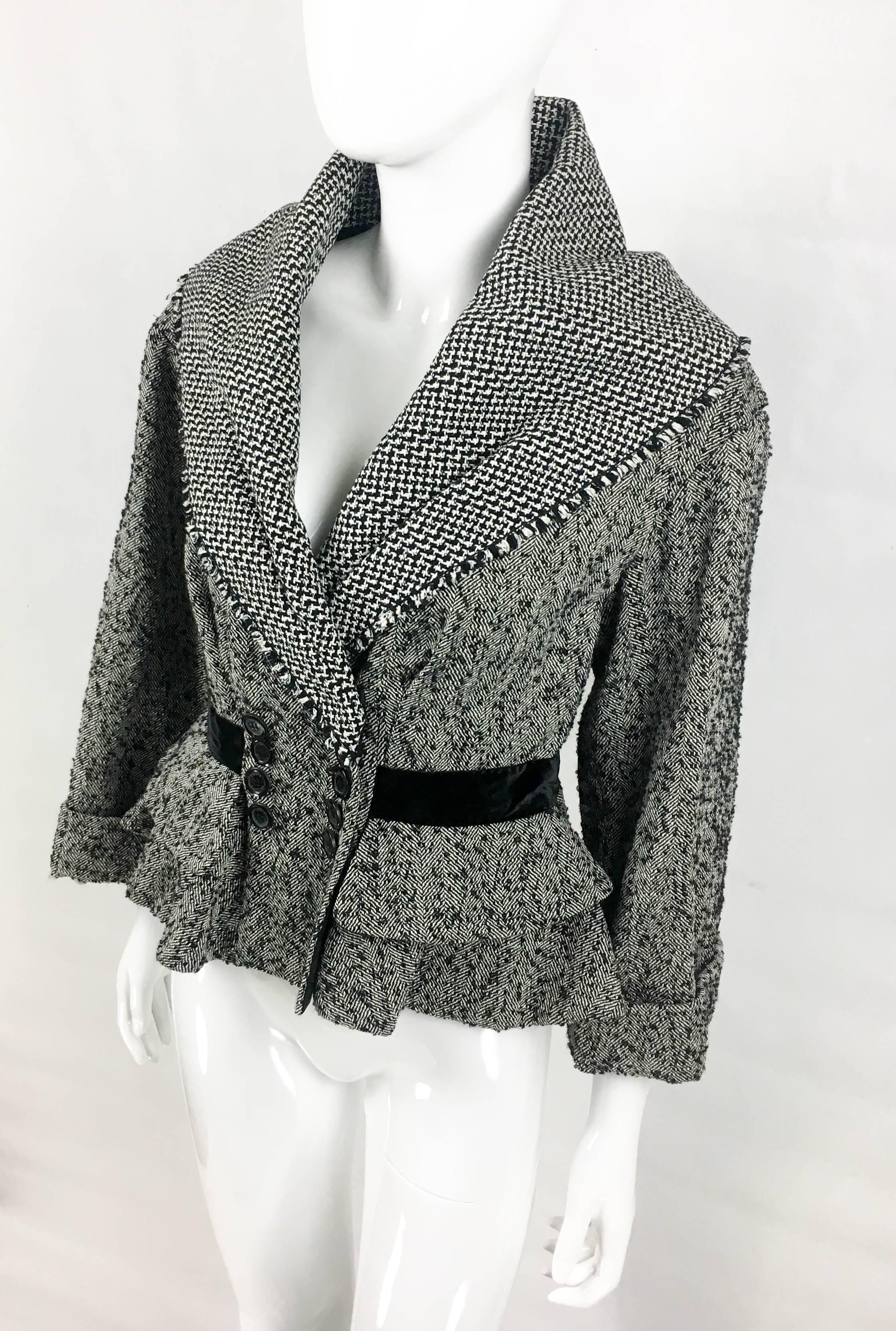 Louis Vuitton Black and White Tweed Jacket With Dramatic Collar - 21st Century 2