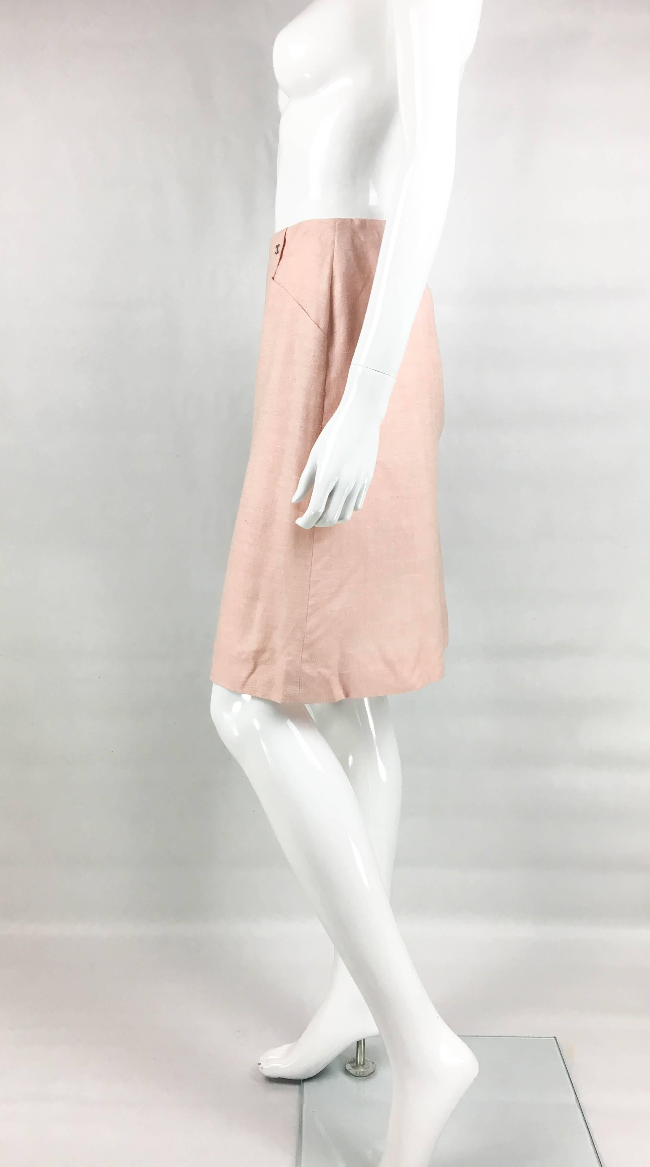 2001 Chanel Pale Pink A-Line Silk Skirt In Excellent Condition For Sale In London, Chelsea