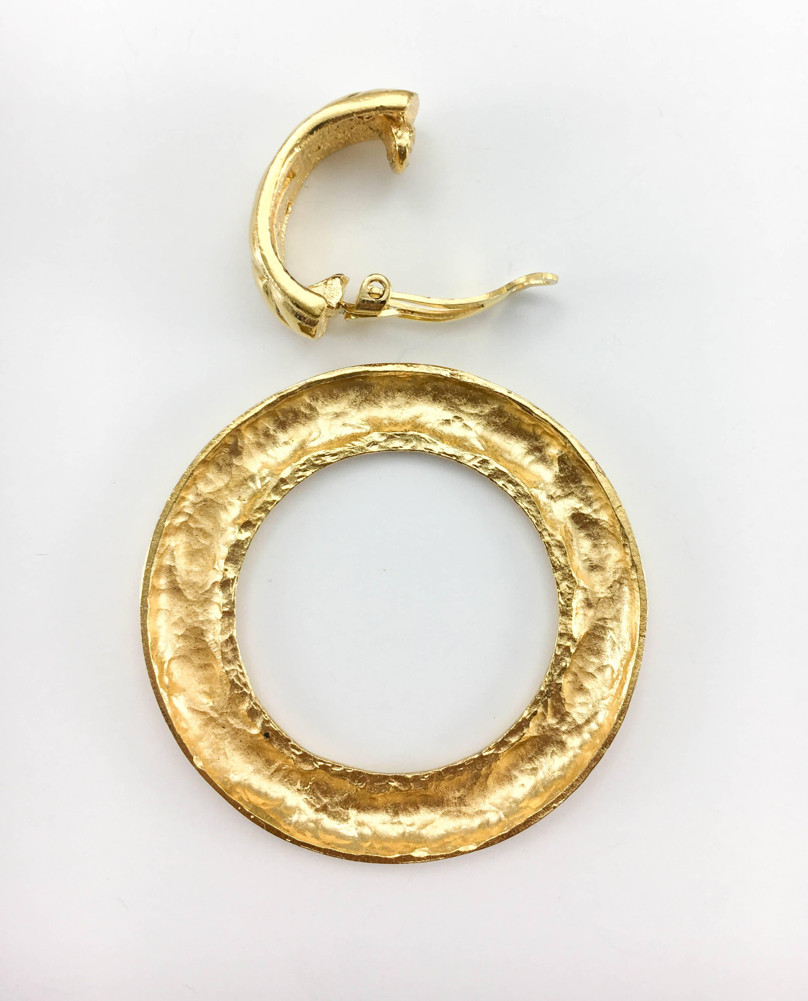 1980's Chanel Large Quilted Gold-Plated Hoop Earrings 4