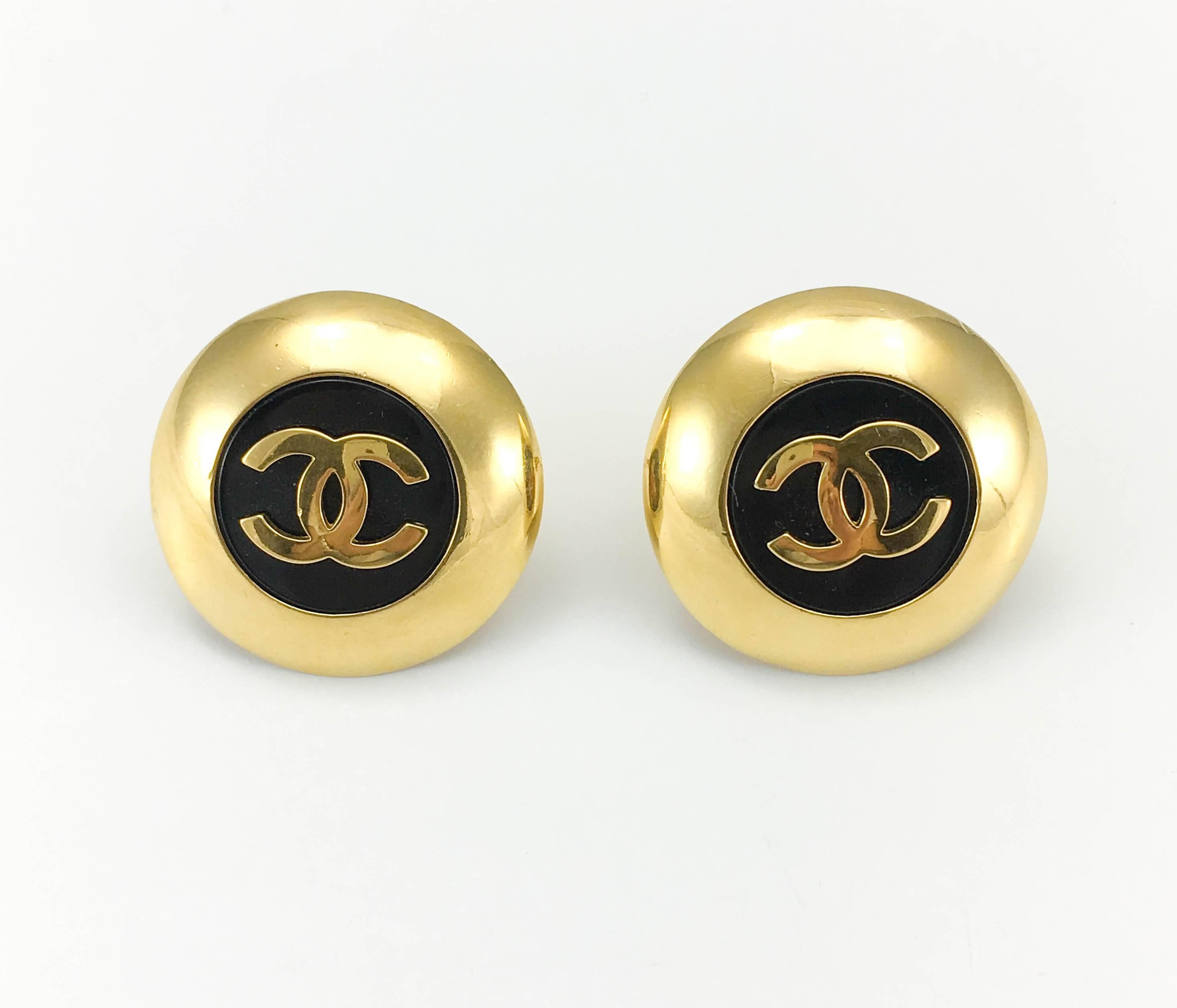 Women's 1989 Chanel Large Gold-Plated and Black Resin Round Logo Earrings