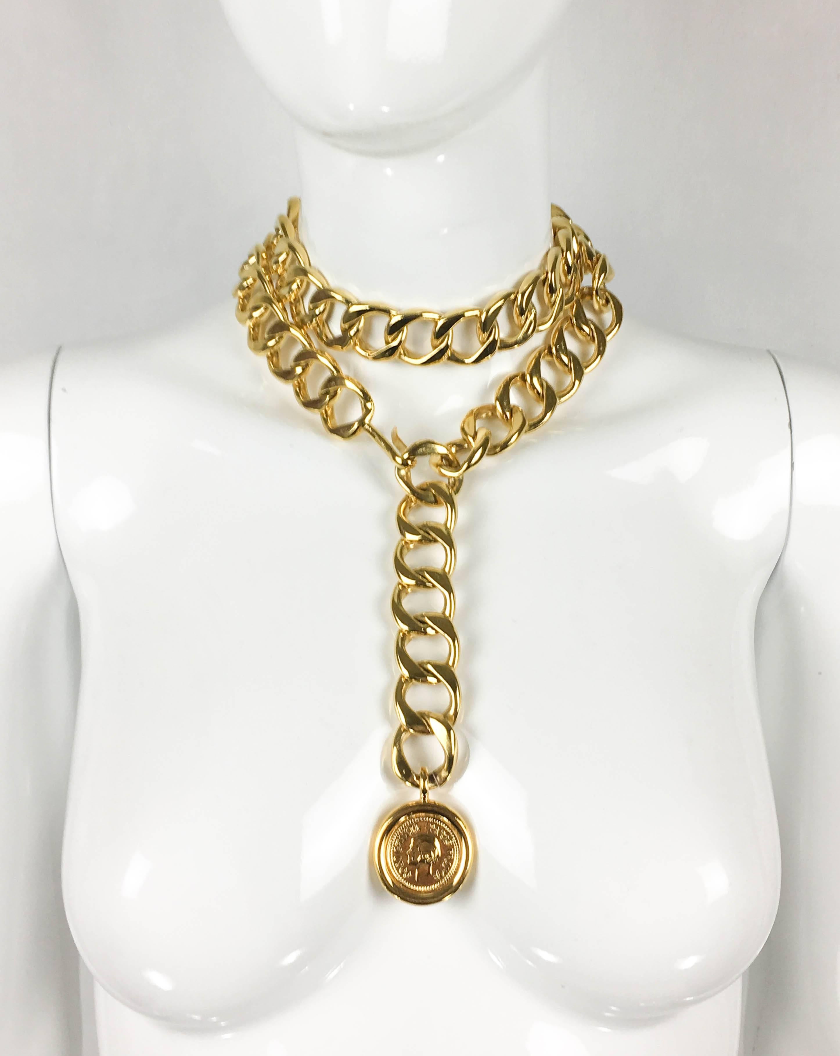 1980's Chanel Gold-Tone Medallion Chain Belt / Necklace 3