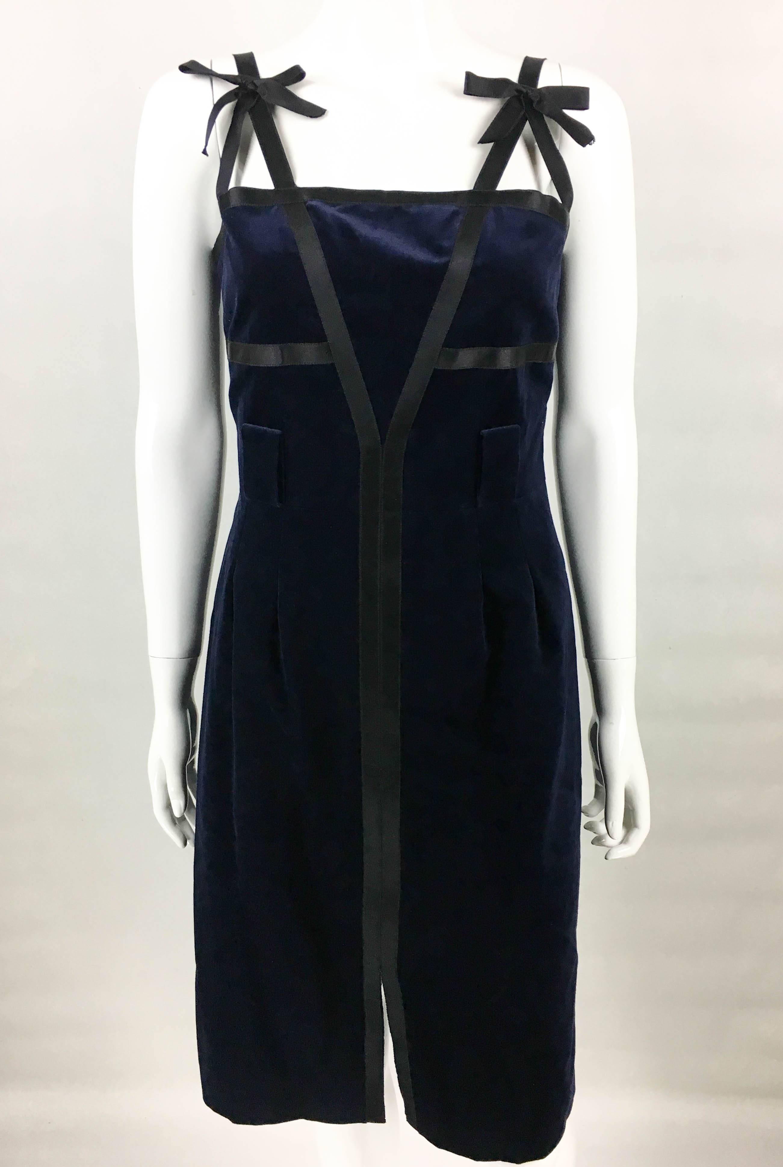 Chanel 2007 Runway Midnight Blue Velvet Cocktail Dress In Excellent Condition In London, Chelsea
