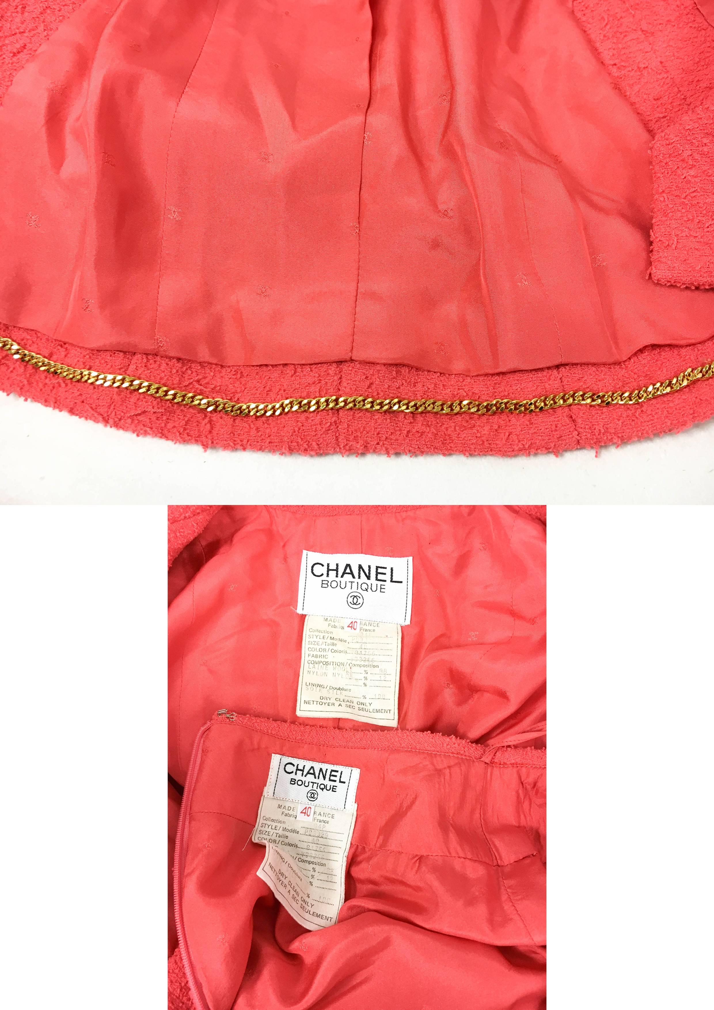 1994 Chanel Runway Look Hot Pink Bouclé Wool Skirt Suit For Sale 2