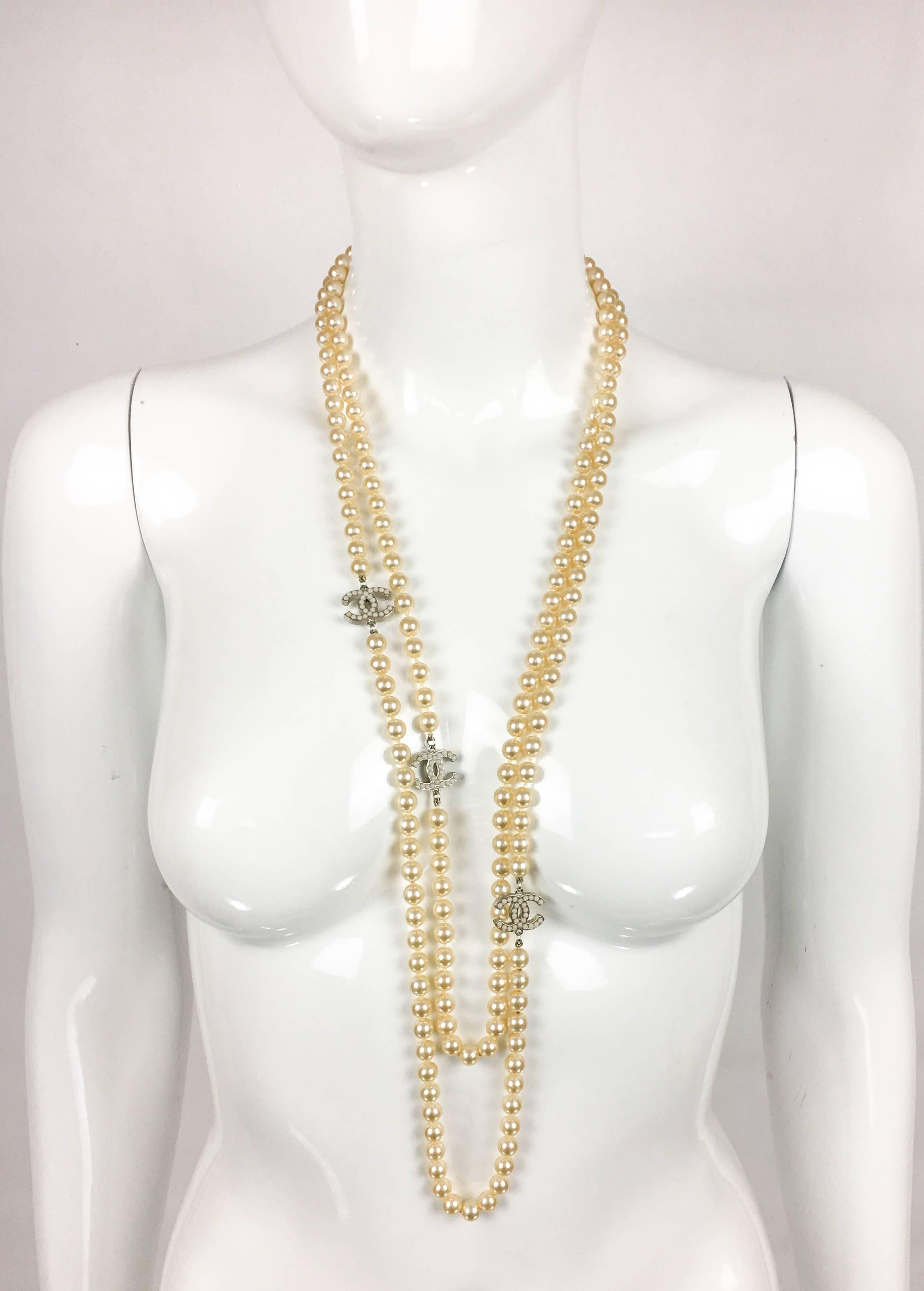 Women's 2008 Chanel Long Pearl Sautoir Necklace with 3 Inset Pearl 'CC' Logos