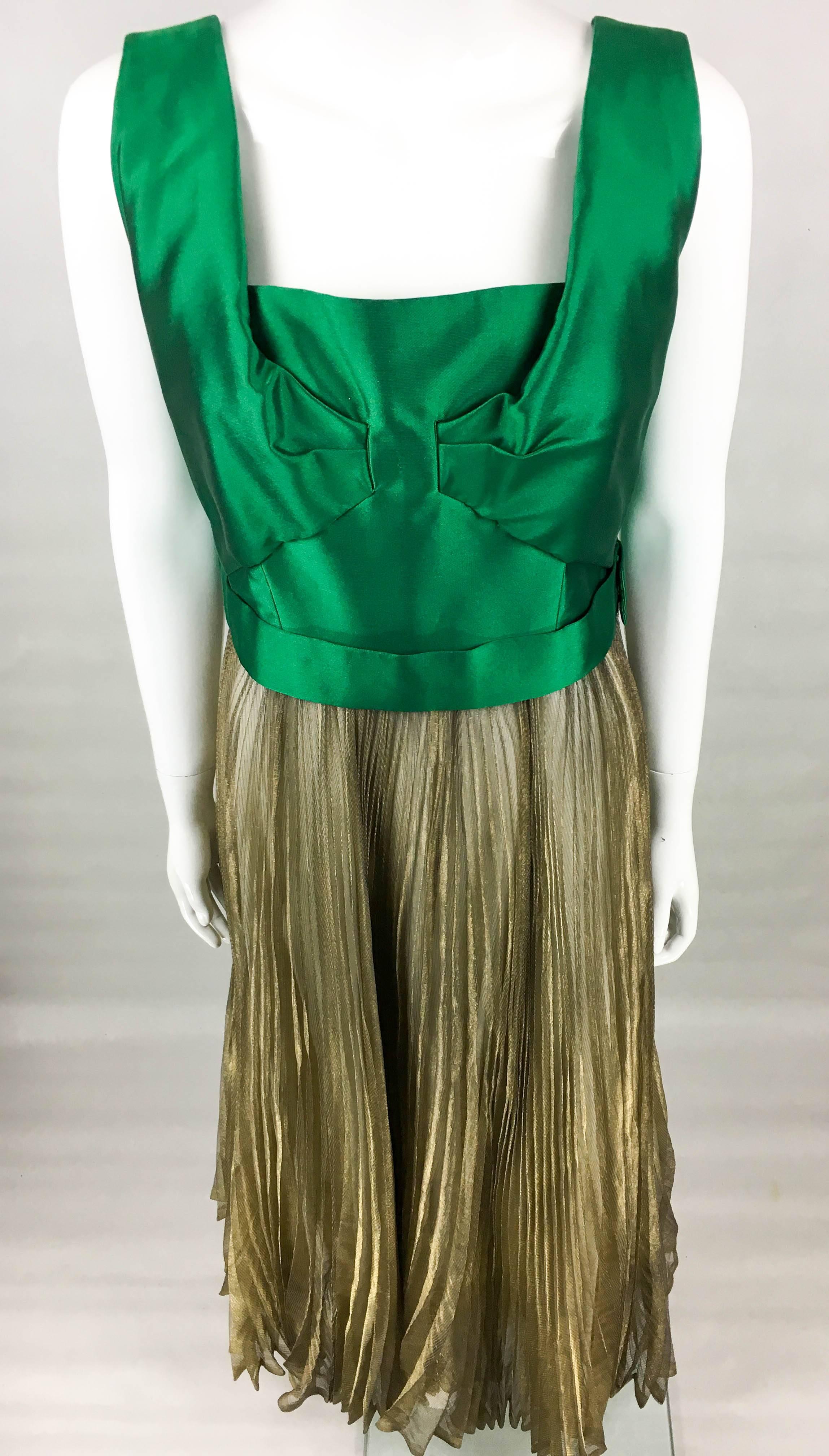 Lanvin Haute Couture Green Gazar and Gold Lame Pleated Gown, early 1960s In Excellent Condition For Sale In London, Chelsea