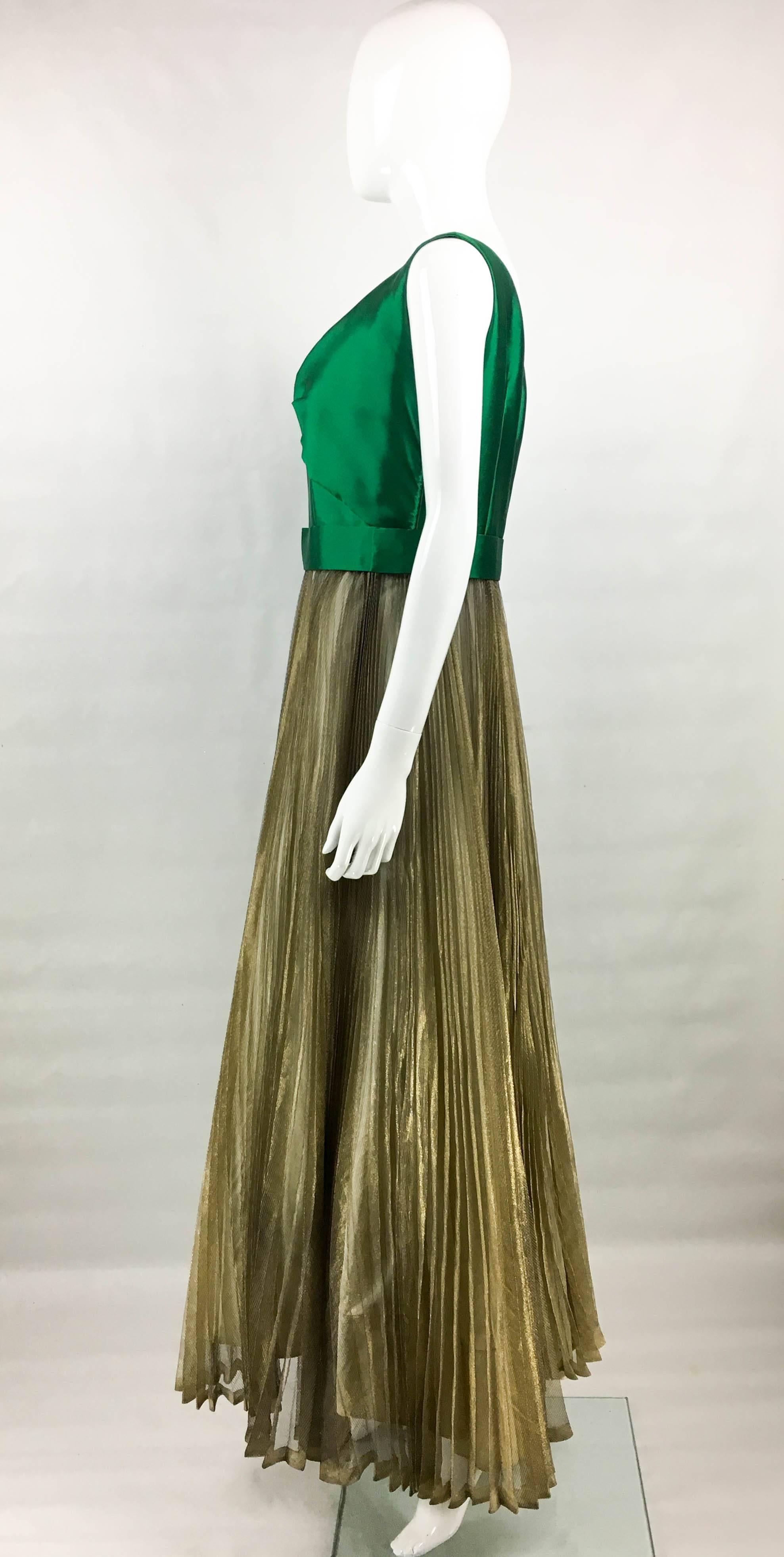 Lanvin Haute Couture Green Gazar and Gold Lame Pleated Gown, early 1960s For Sale 1