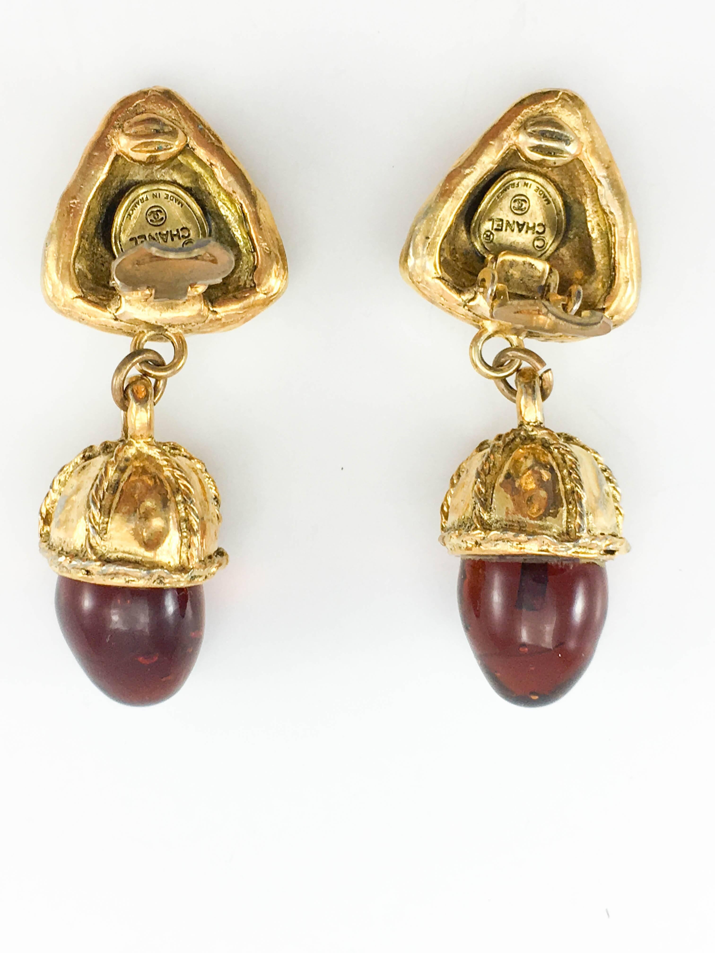 1970s Chanel Red Gripoix Acorn Dangling Gilt Earrings 1