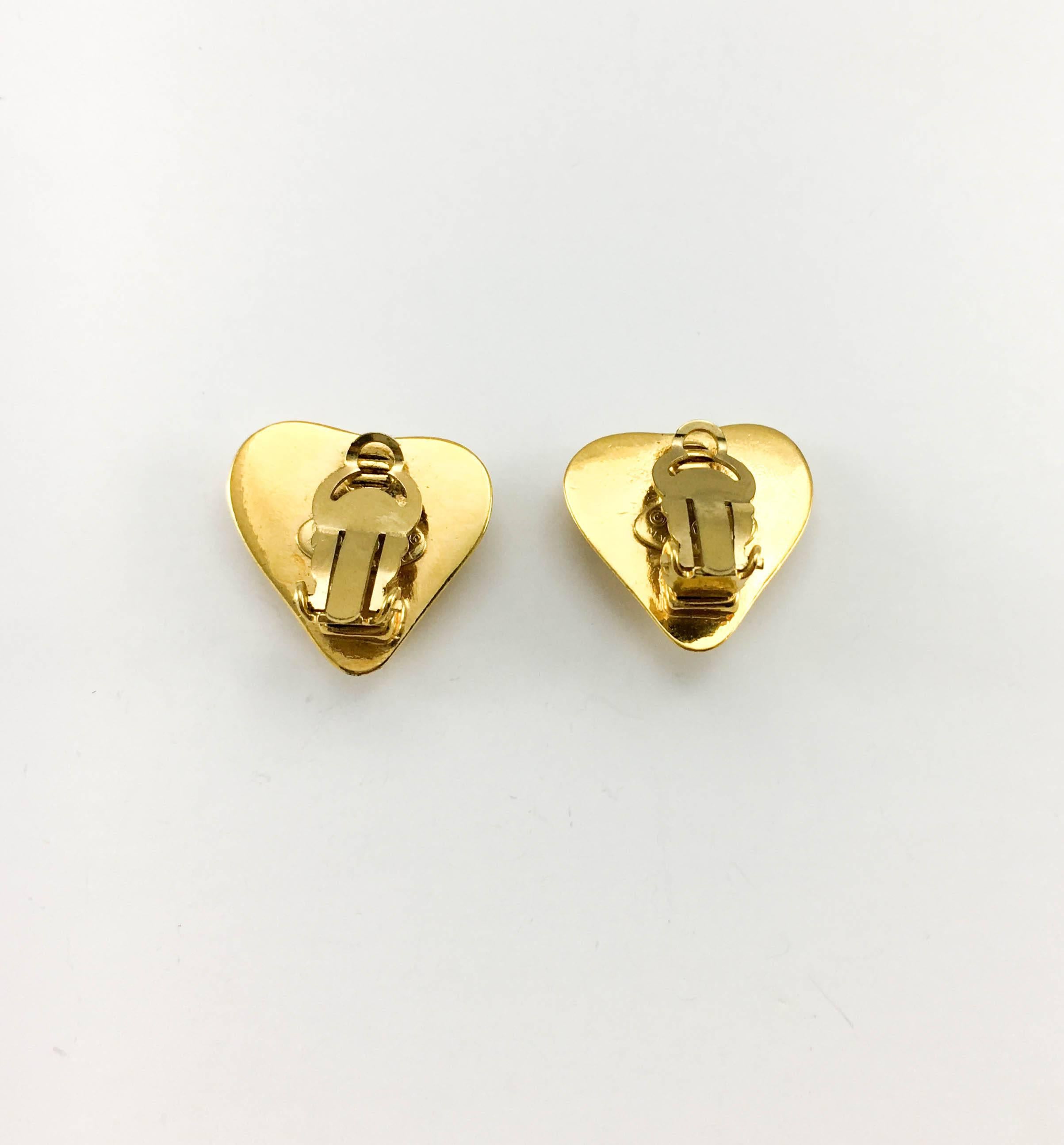 1993 Chanel Gold-Plated Heart-Shaped Logo Earrings  For Sale 2