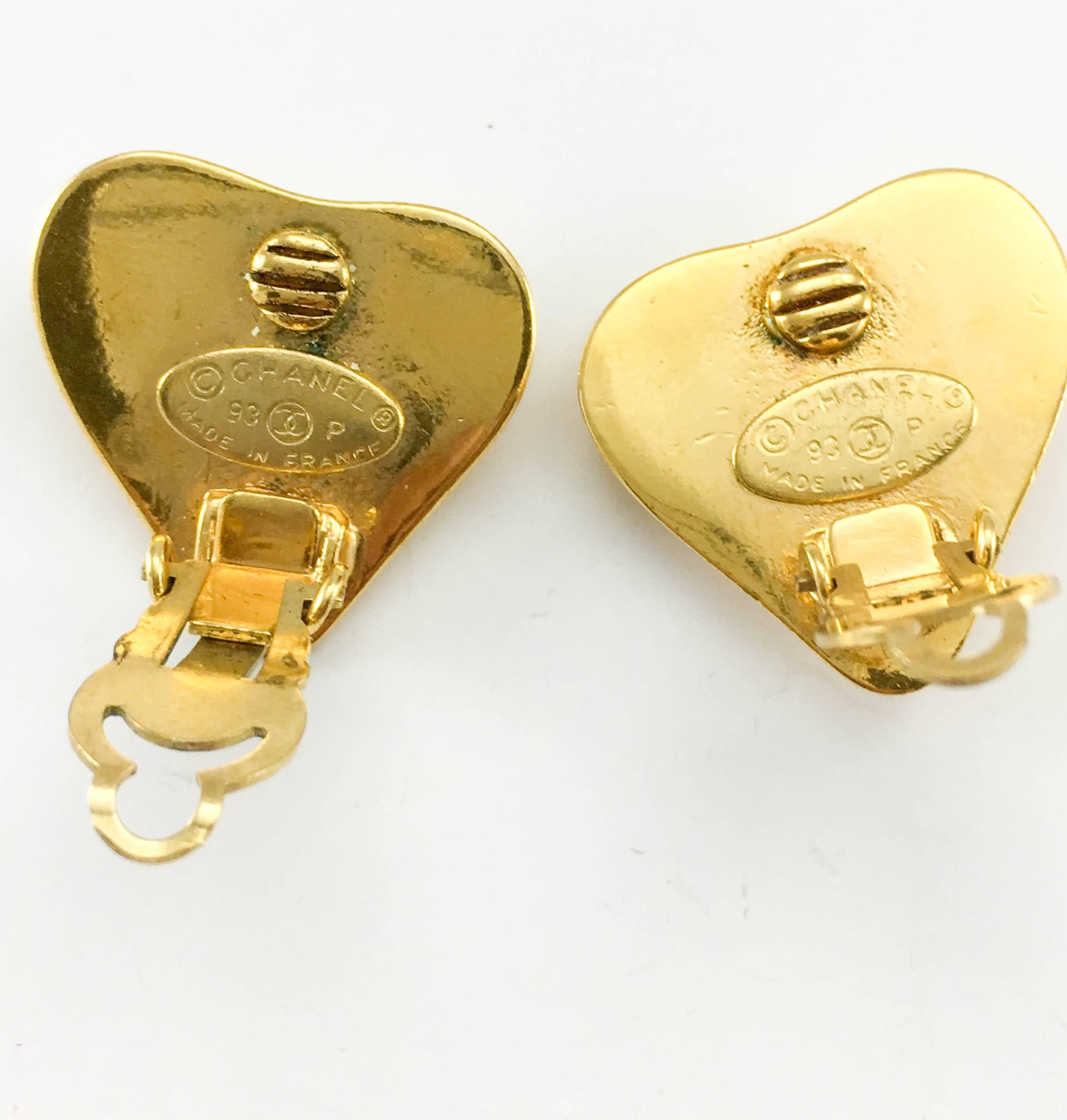 1993 Chanel Gold-Plated Heart-Shaped Logo Earrings  For Sale 3