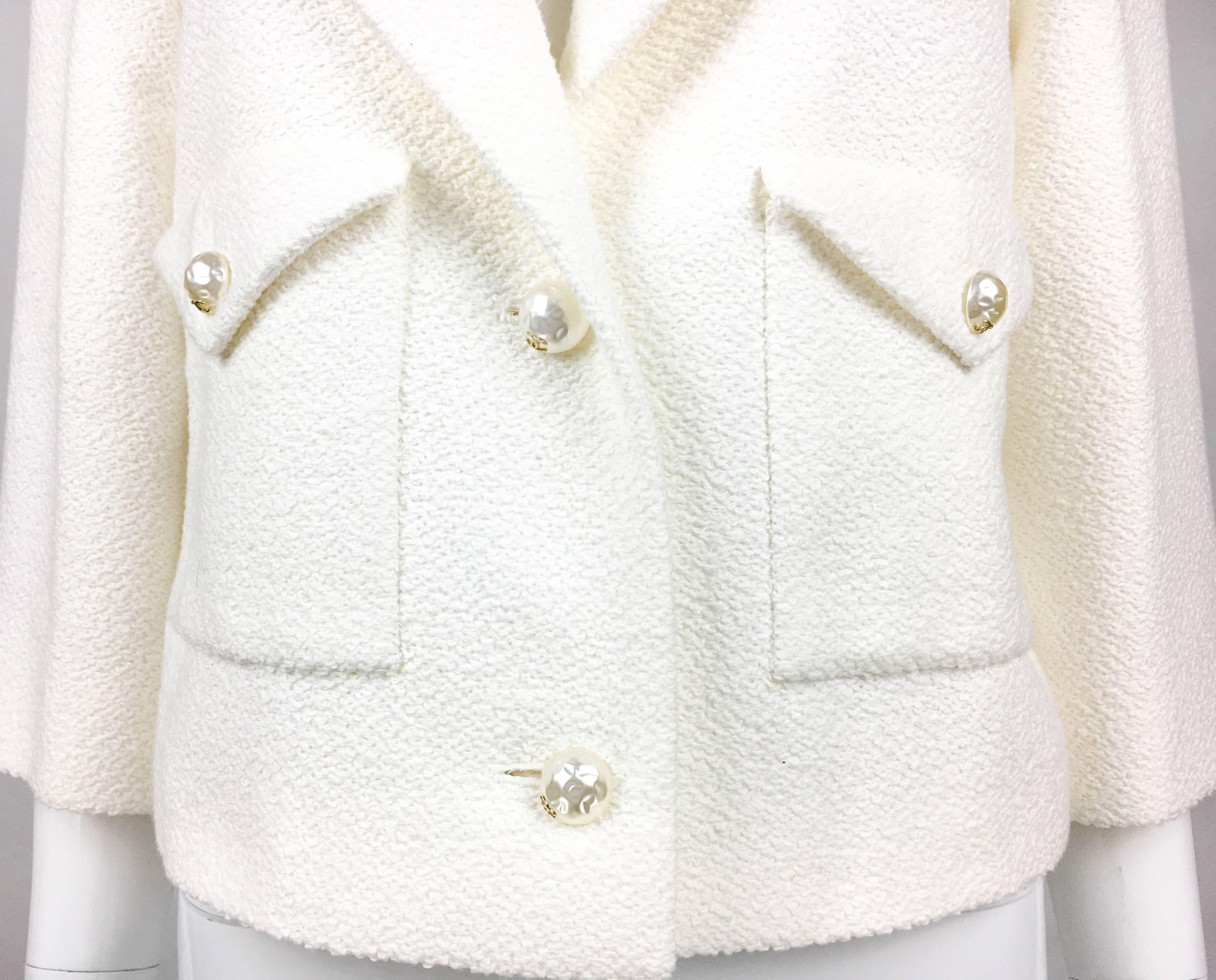 2012 Chanel Runway Look White Cotton Jacket With Faux-Pearl Buttons 1