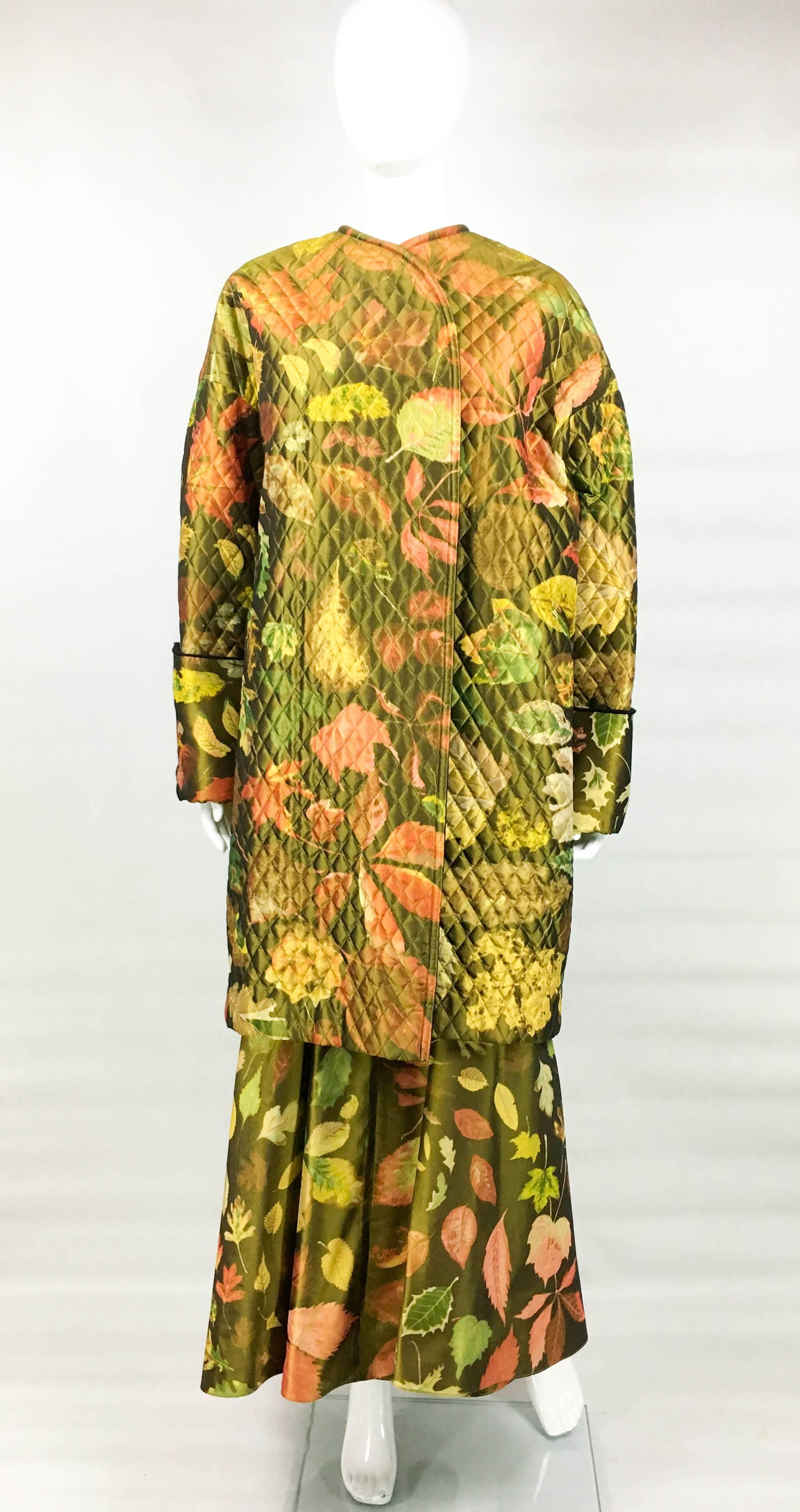 1980's Hermes Printed Silk Coat, Waistcoat and Maxi Skirt Ensemble For Sale 4