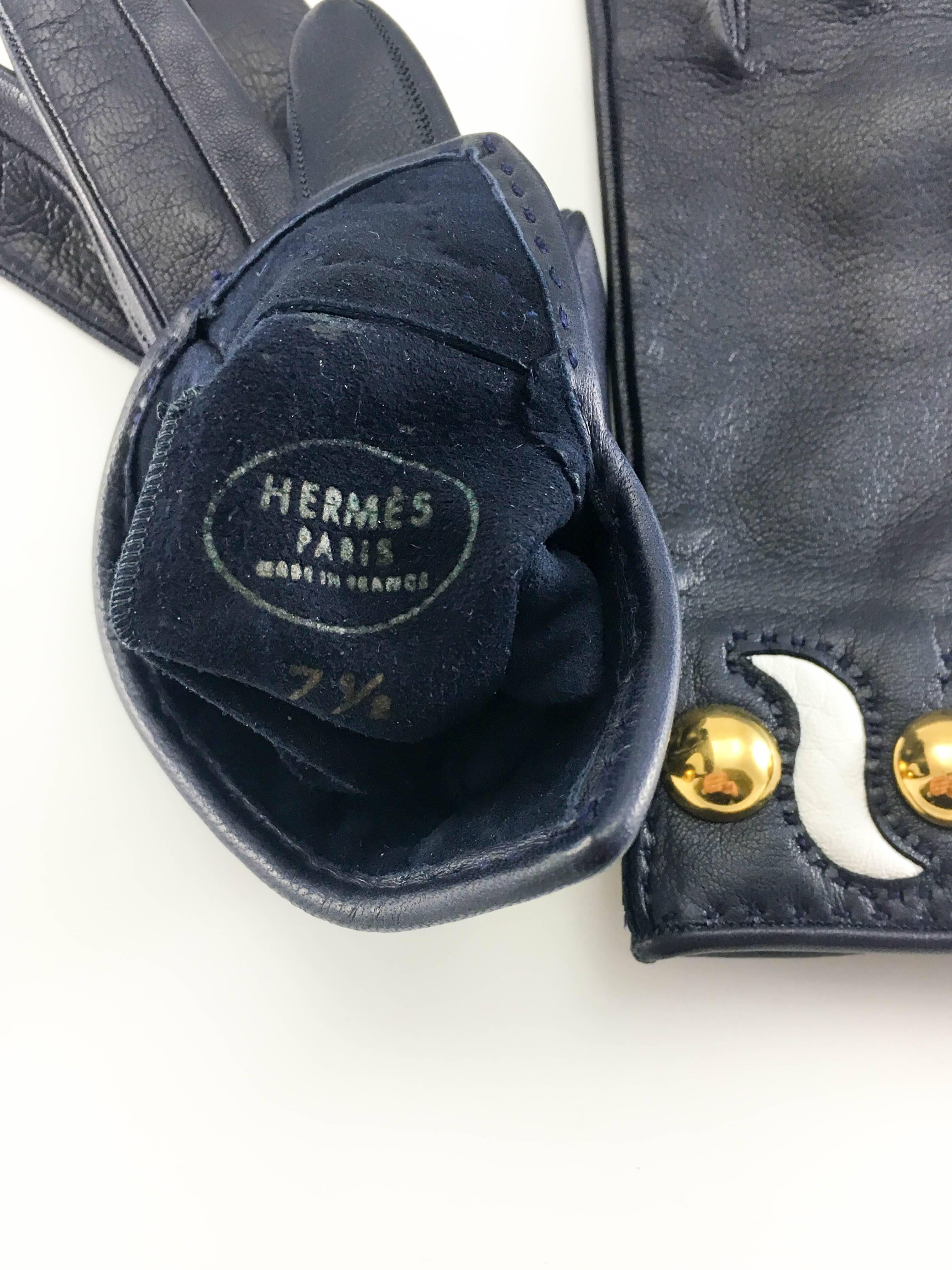Women's Hermes Navy Blue Leather Gloves