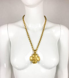 1996 Chanel Gold-Plated Clover-Shaped Logo Pendant Necklace